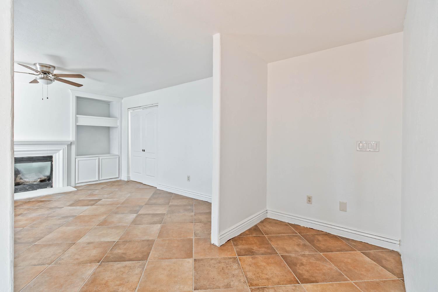 3292 wheeler, Fresno, CA 93722