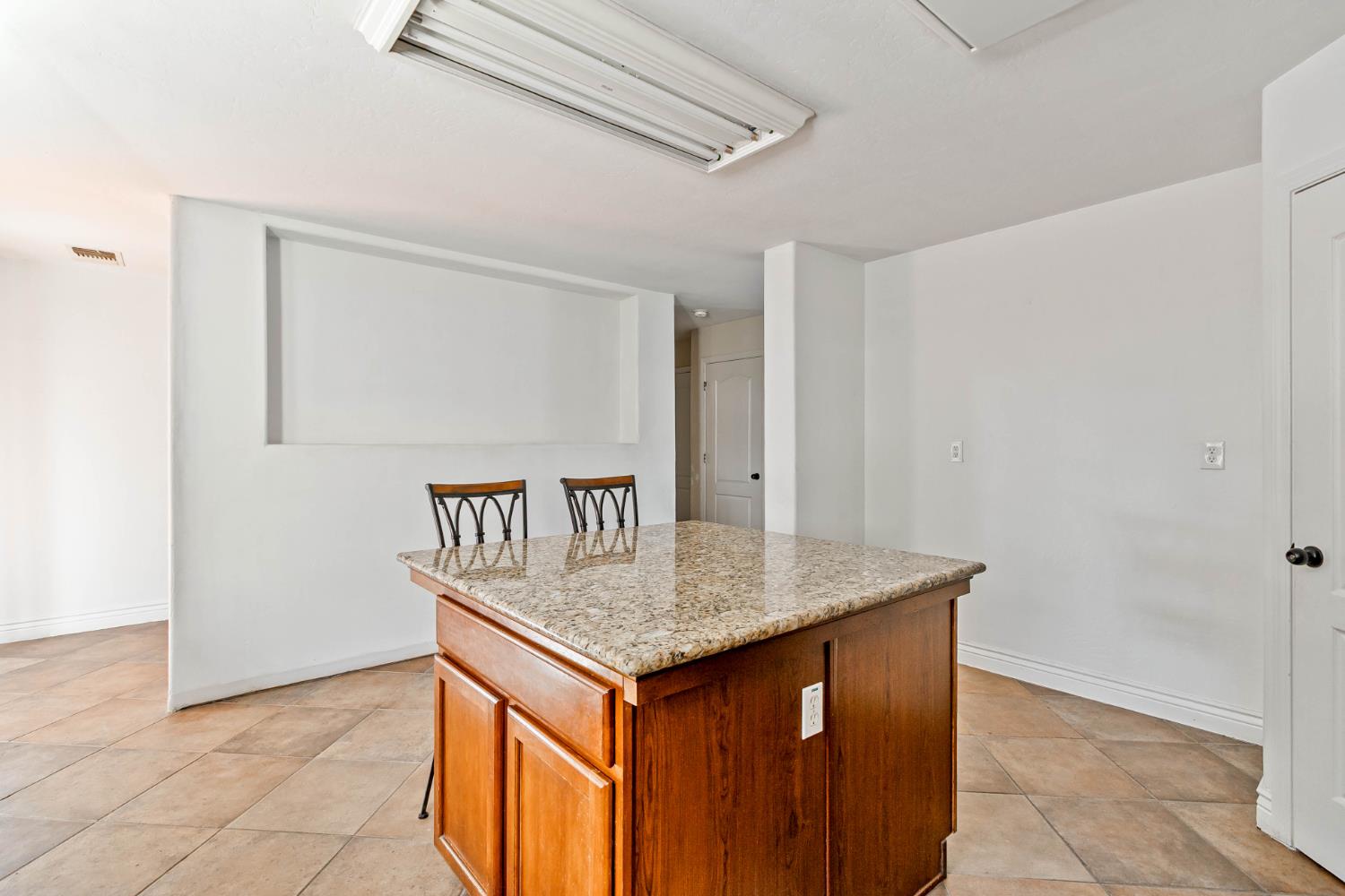 3292 wheeler, Fresno, CA 93722