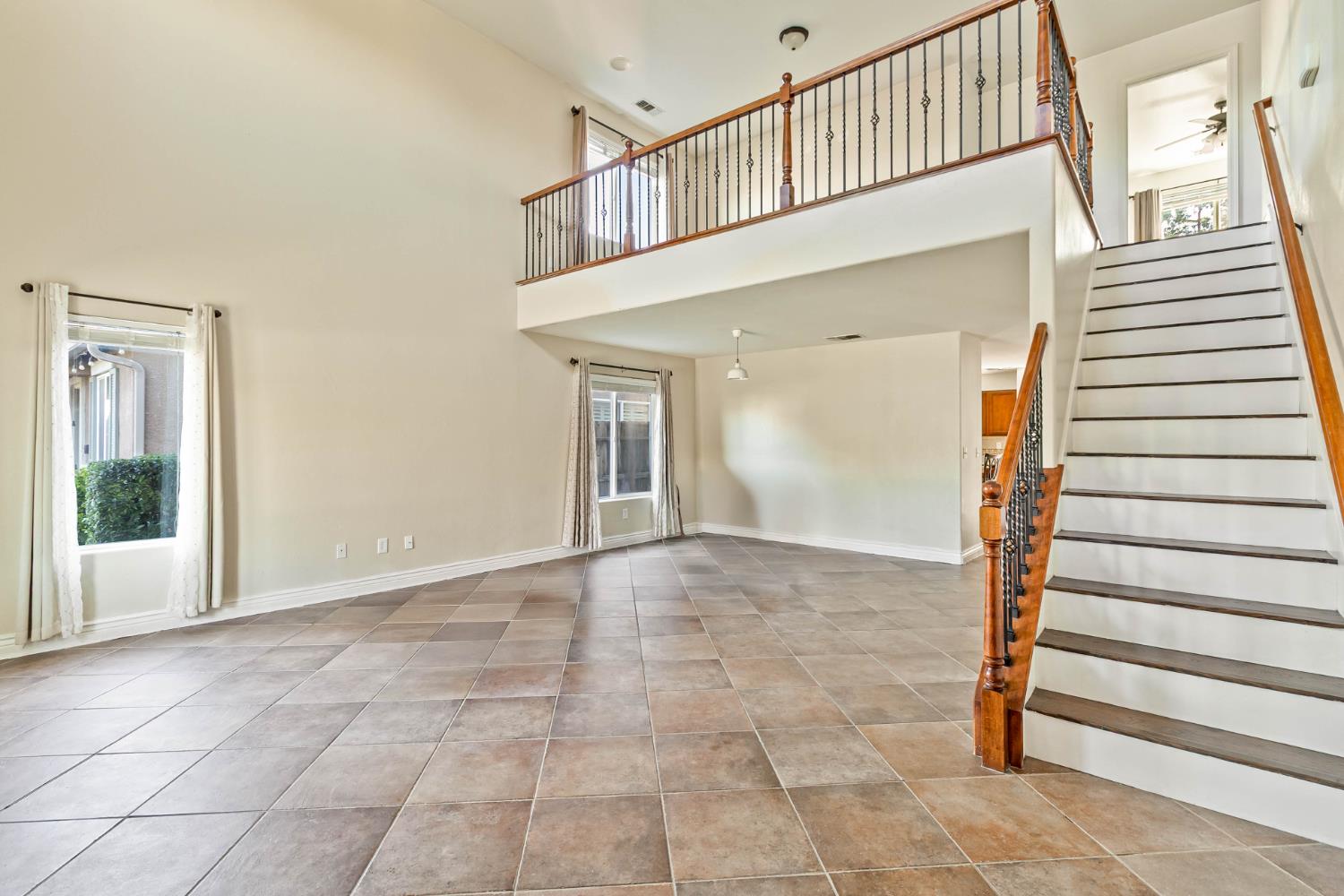 3292 wheeler, Fresno, CA 93722