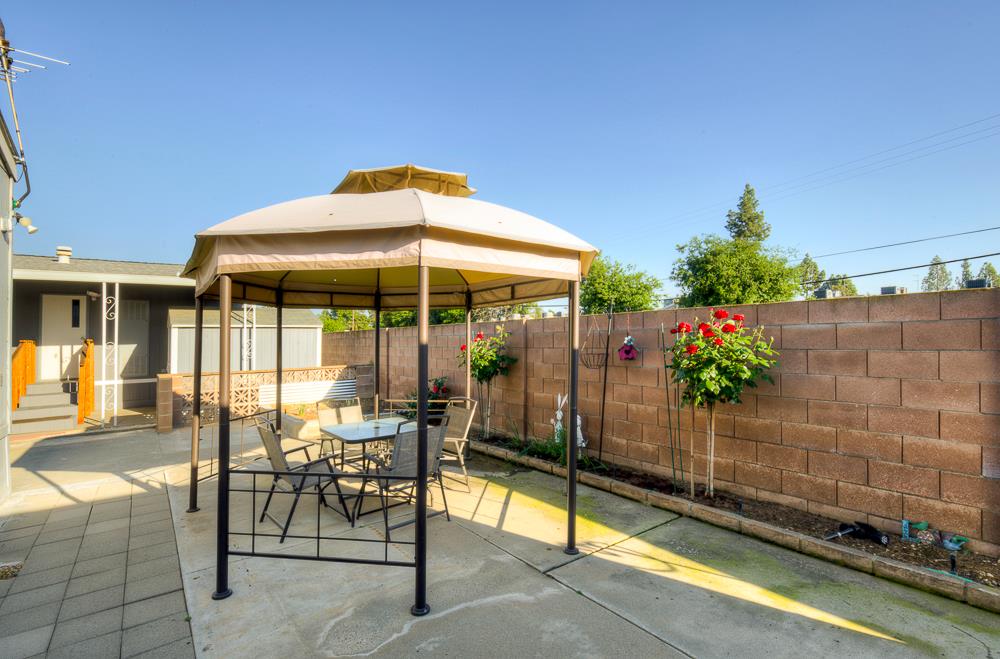 1001 Sylmar Ave #3, Clovis, CA 93612