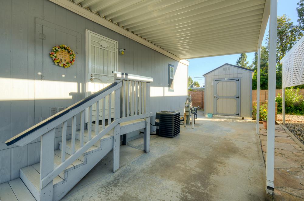 1001 Sylmar Ave #3, Clovis, CA 93612