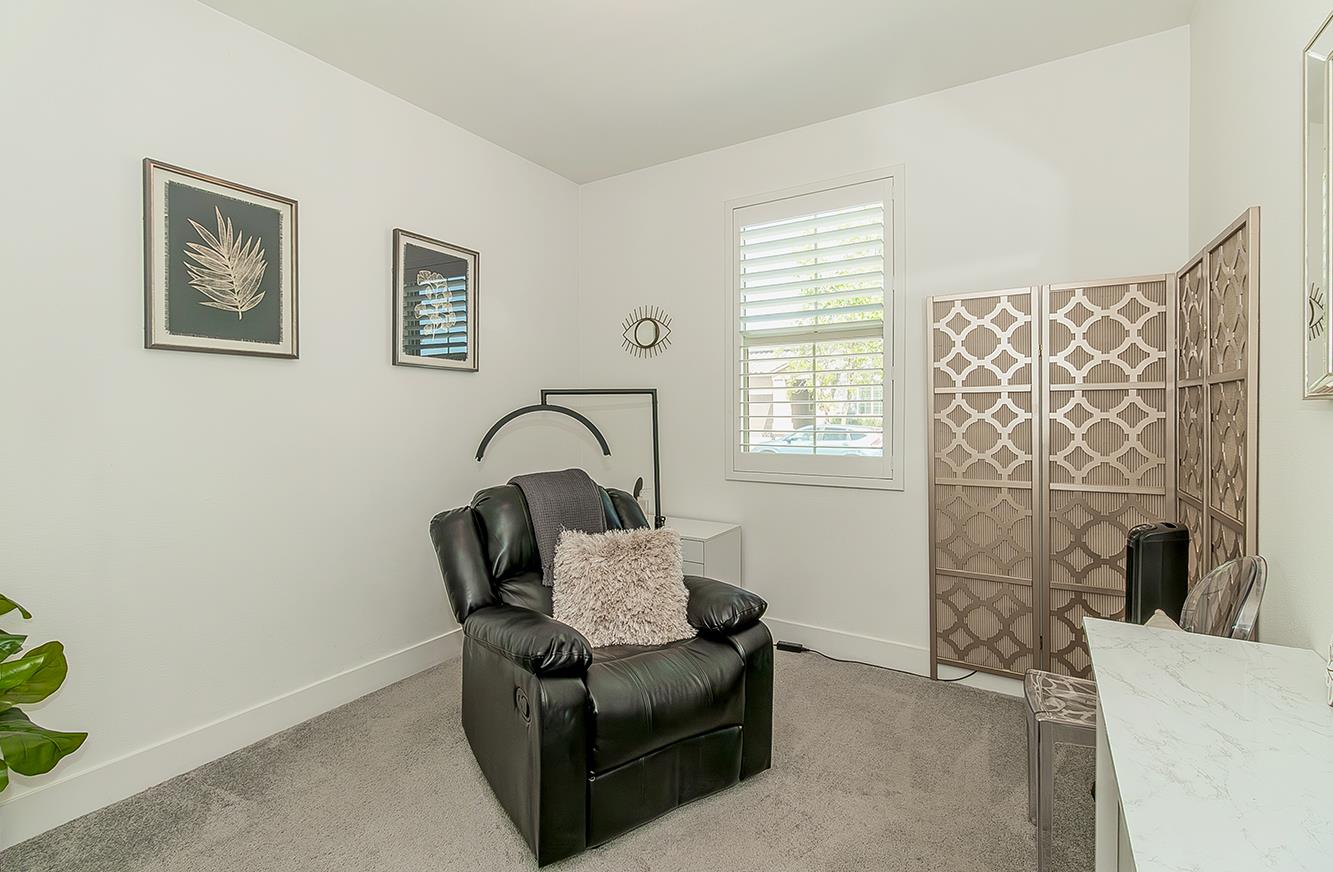 4254 Oak Knoll Rd, Madera, CA 93636