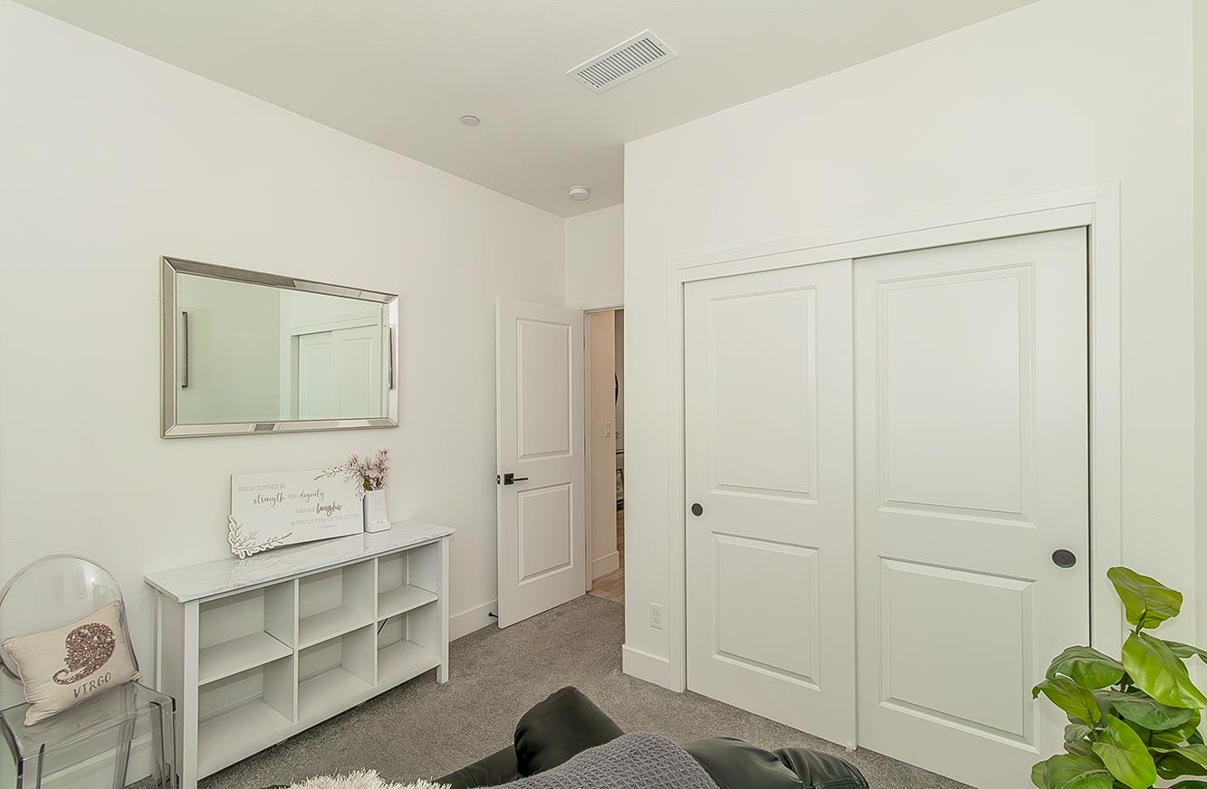 4254 Oak Knoll Rd, Madera, CA 93636