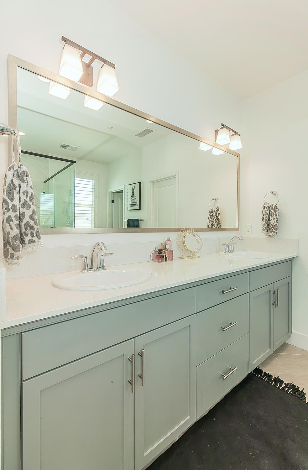 4254 Oak Knoll Rd, Madera, CA 93636