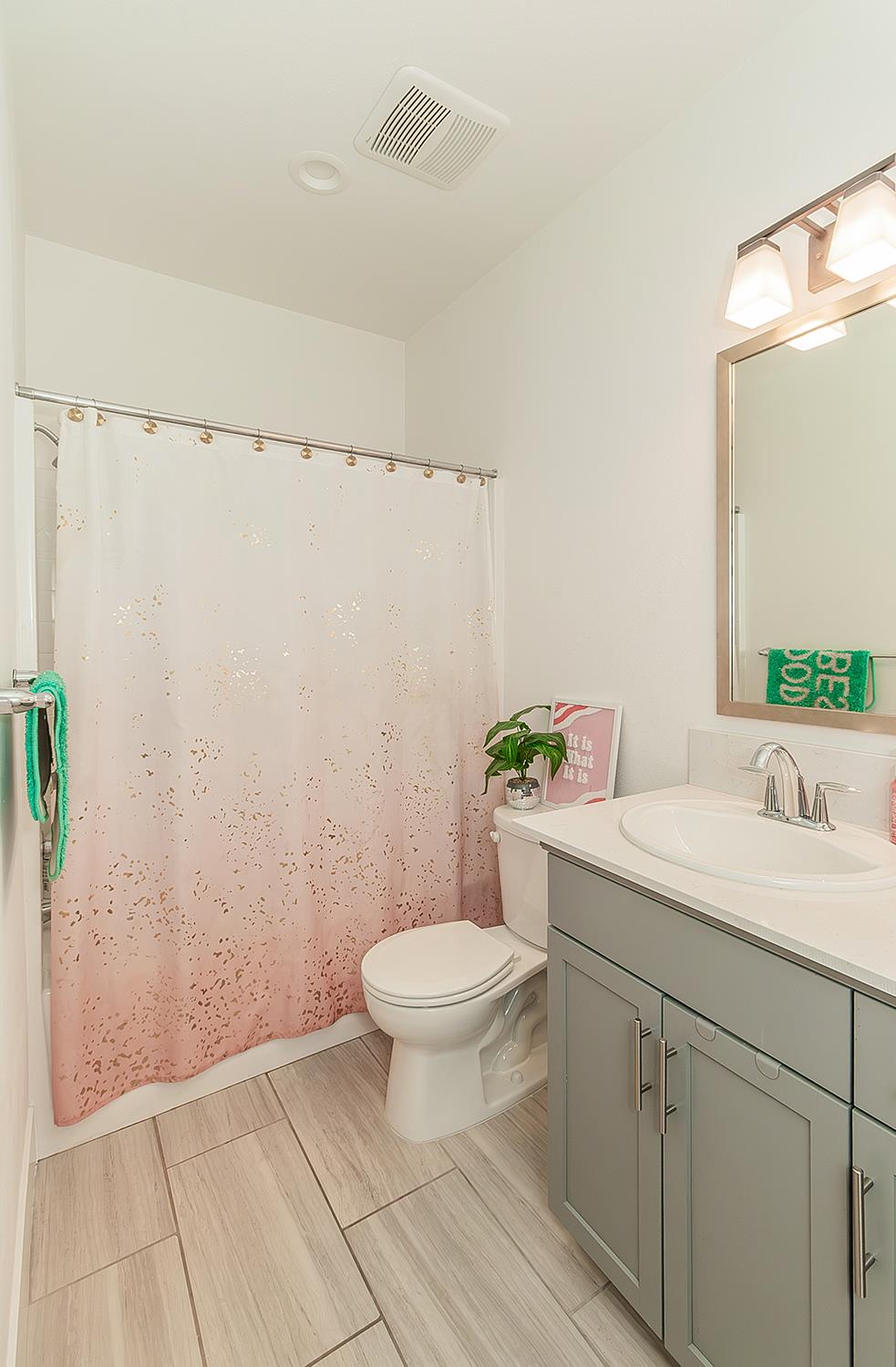 4254 Oak Knoll Rd, Madera, CA 93636