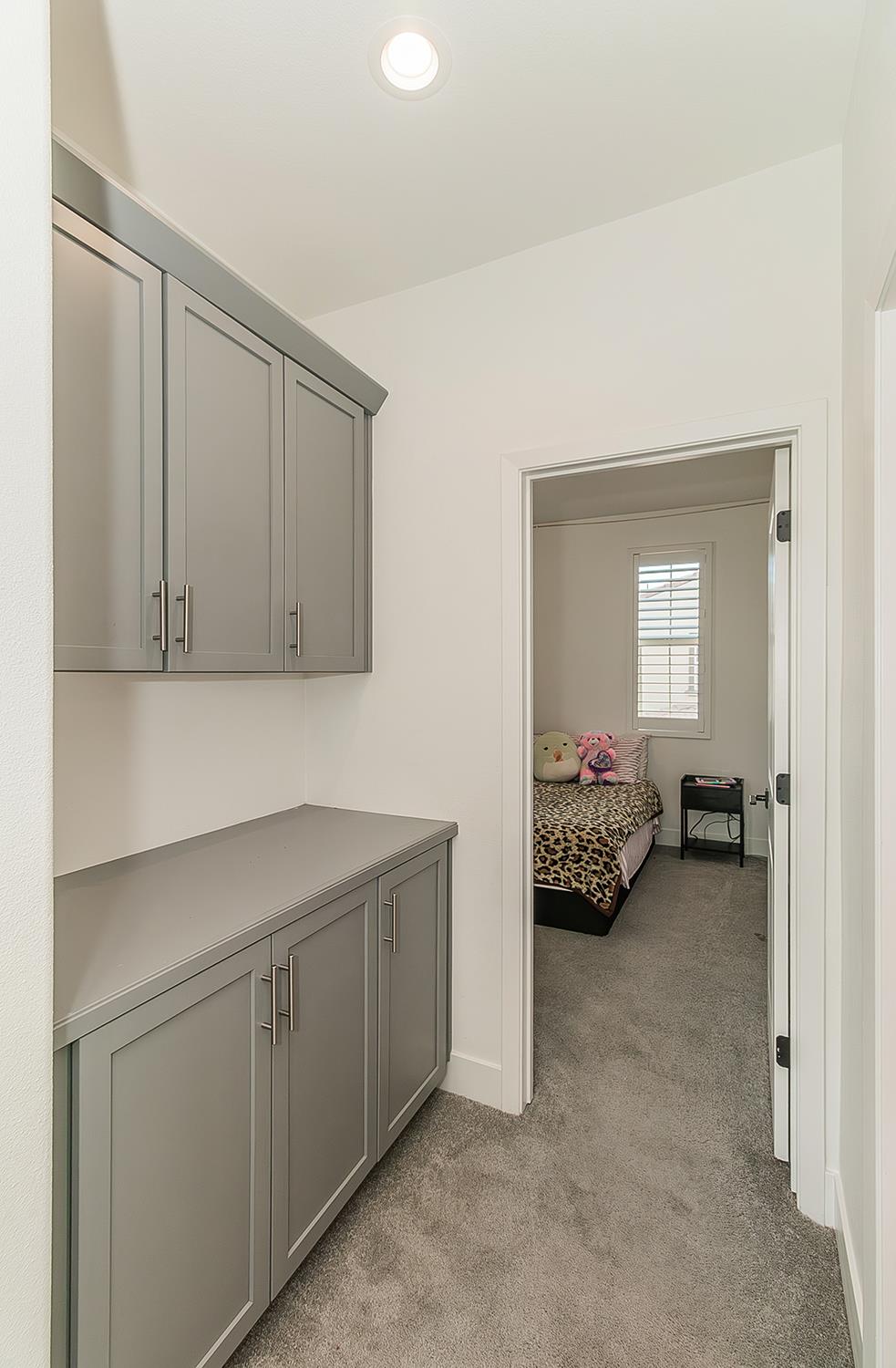 4254 Oak Knoll Rd, Madera, CA 93636