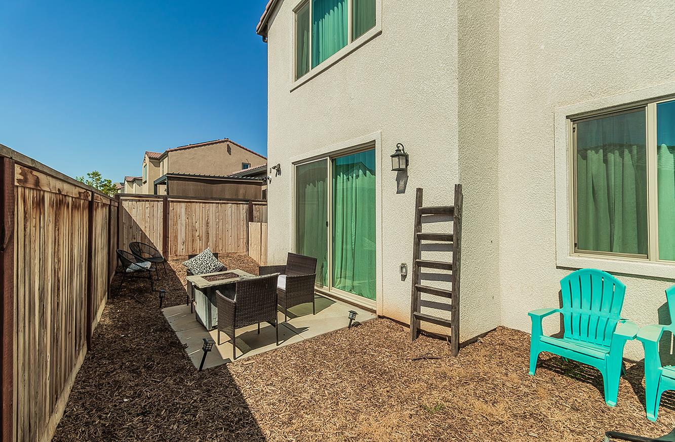 4254 Oak Knoll Rd, Madera, CA 93636