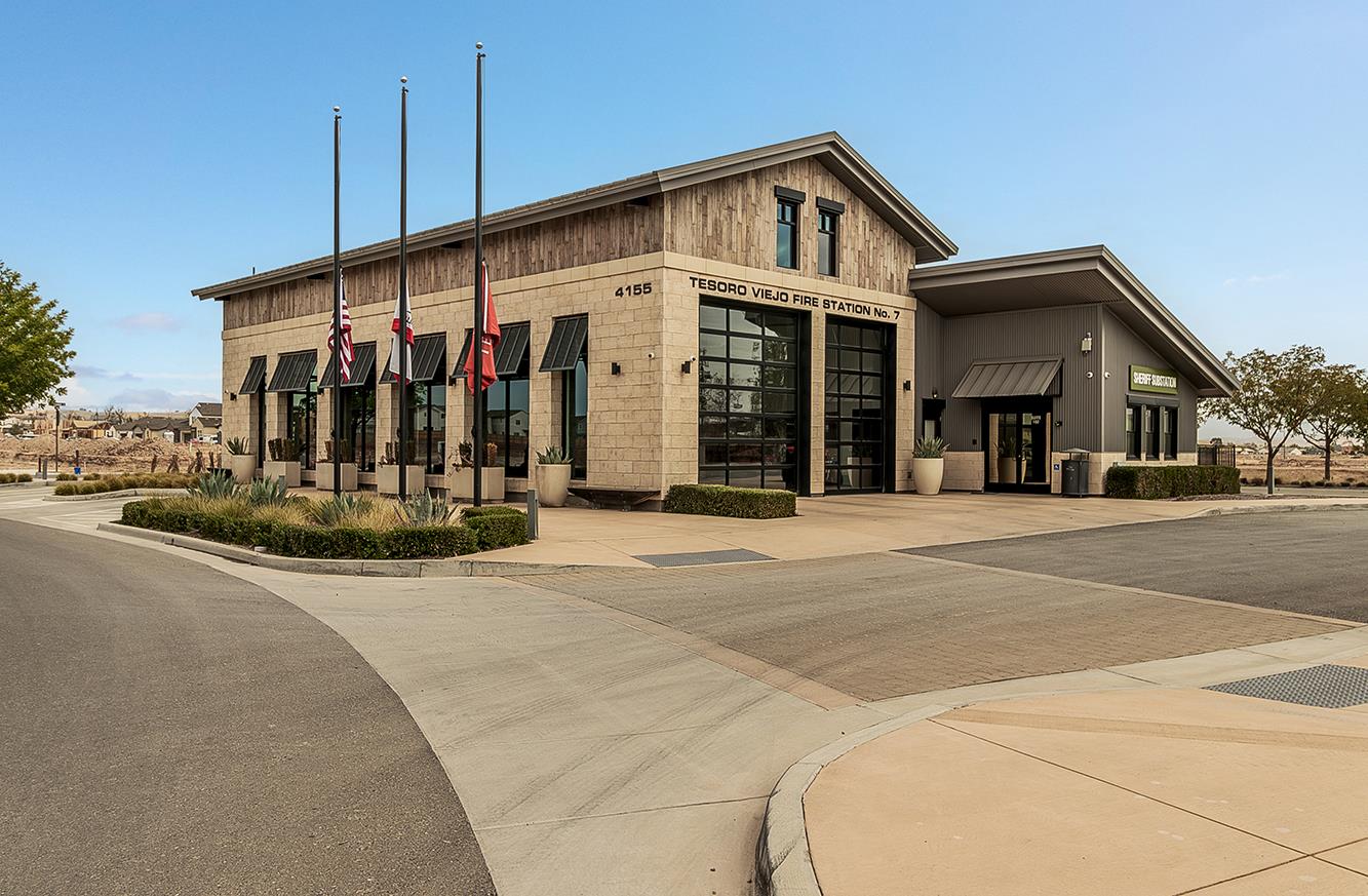 4254 Oak Knoll Rd, Madera, CA 93636