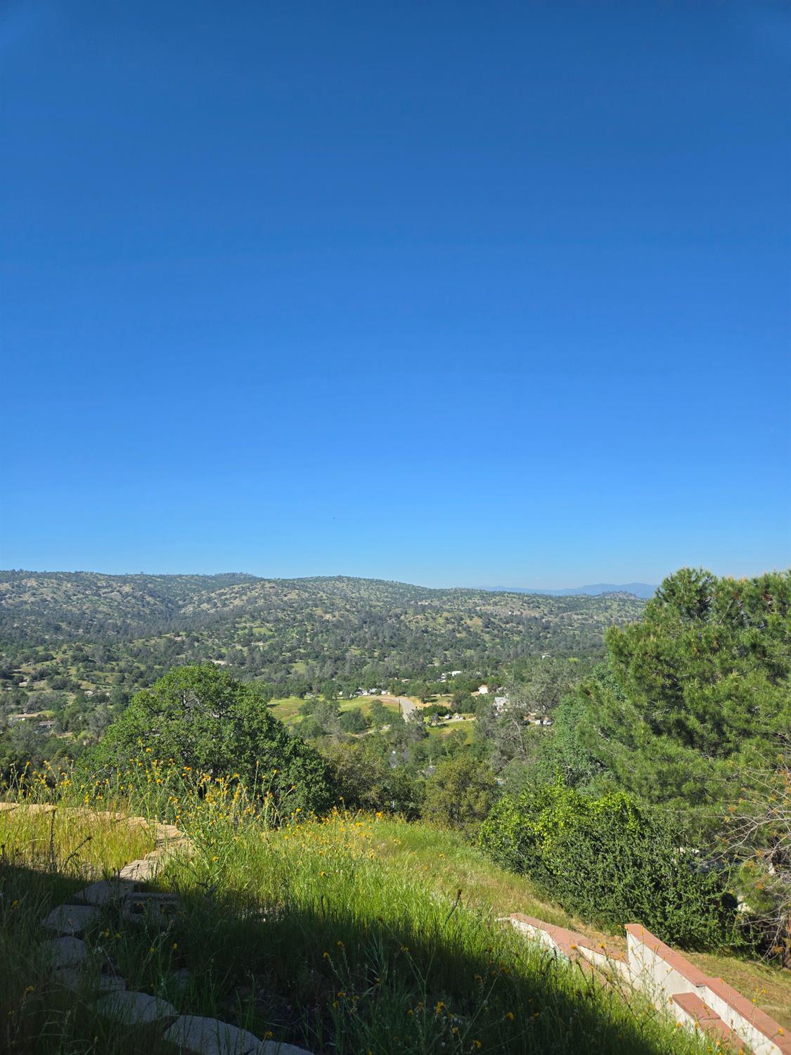 39925 Lilley Mountain Dr, Coarsegold, CA 93614