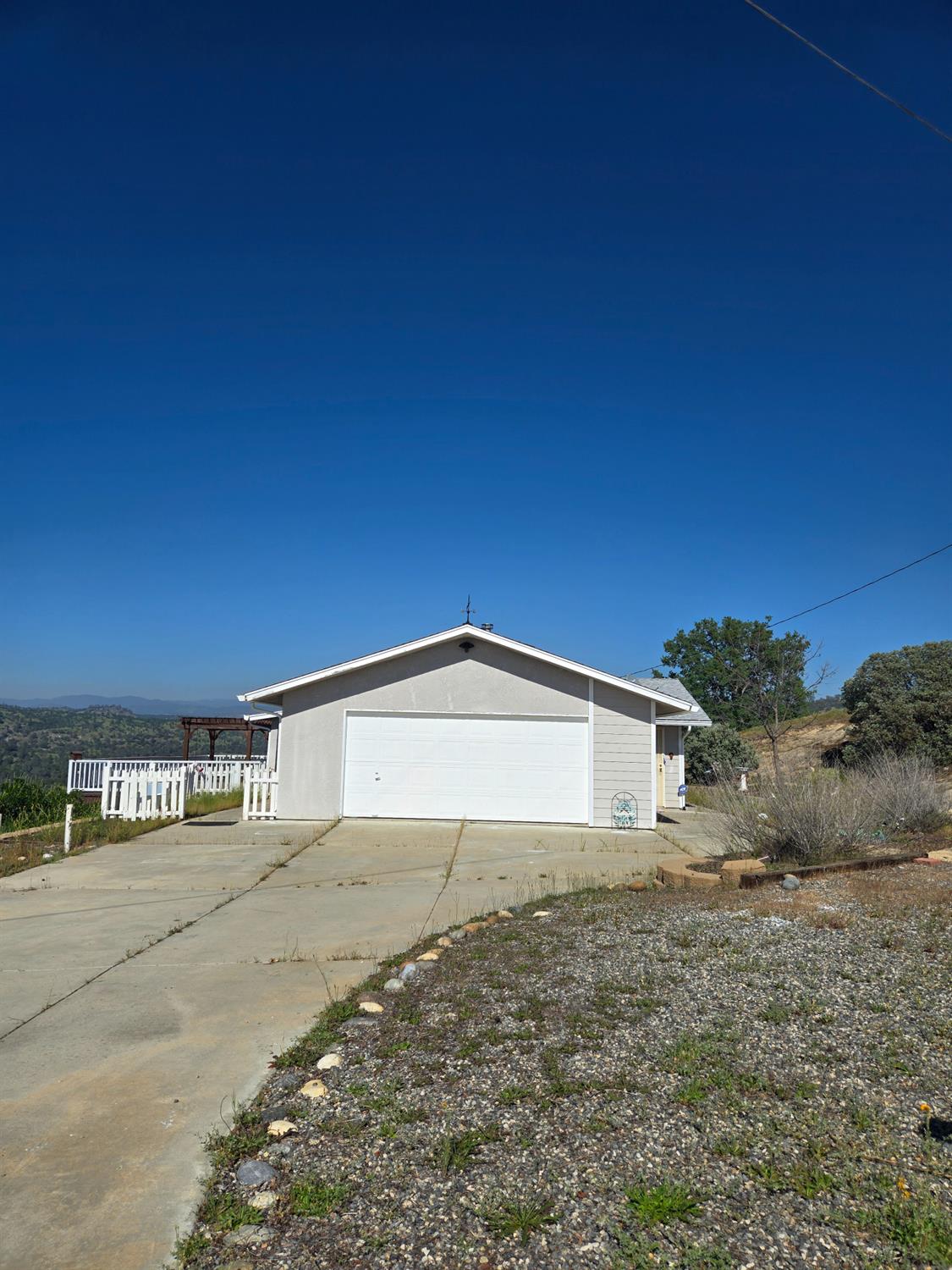 39925 Lilley Mountain Dr, Coarsegold, CA 93614