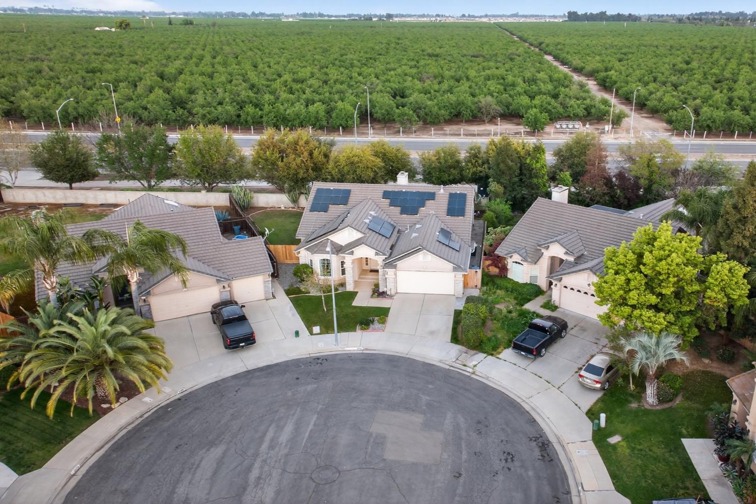 2995 E Pryor Dr, Fresno, CA 93720