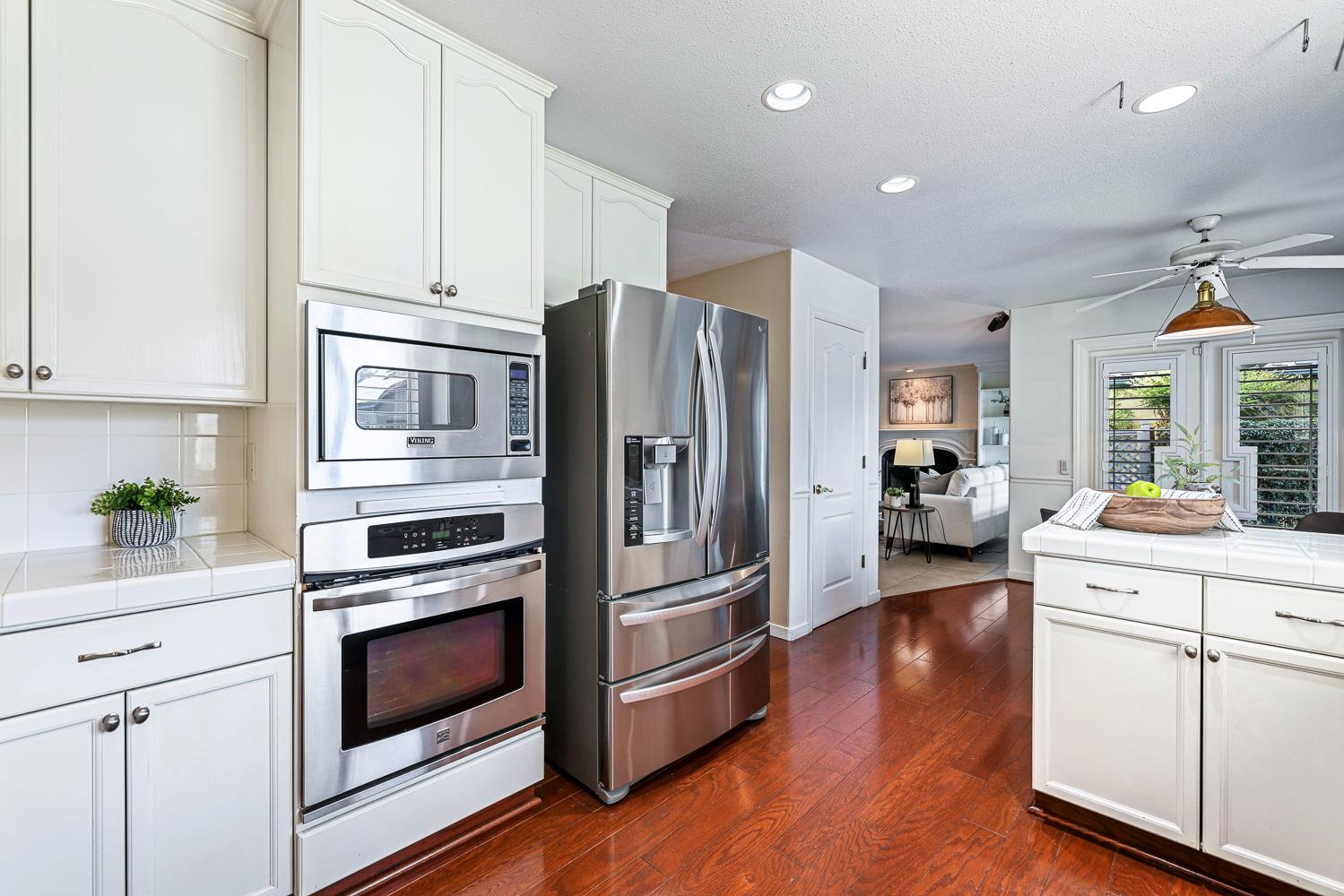 3075 W Silverhill Ln, Fresno, CA 93711