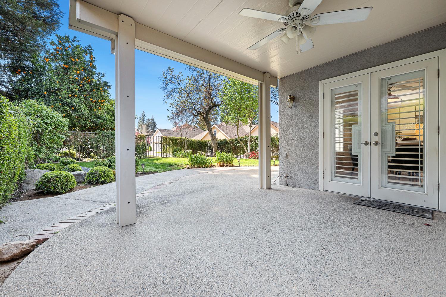 3075 W Silverhill Ln, Fresno, CA 93711