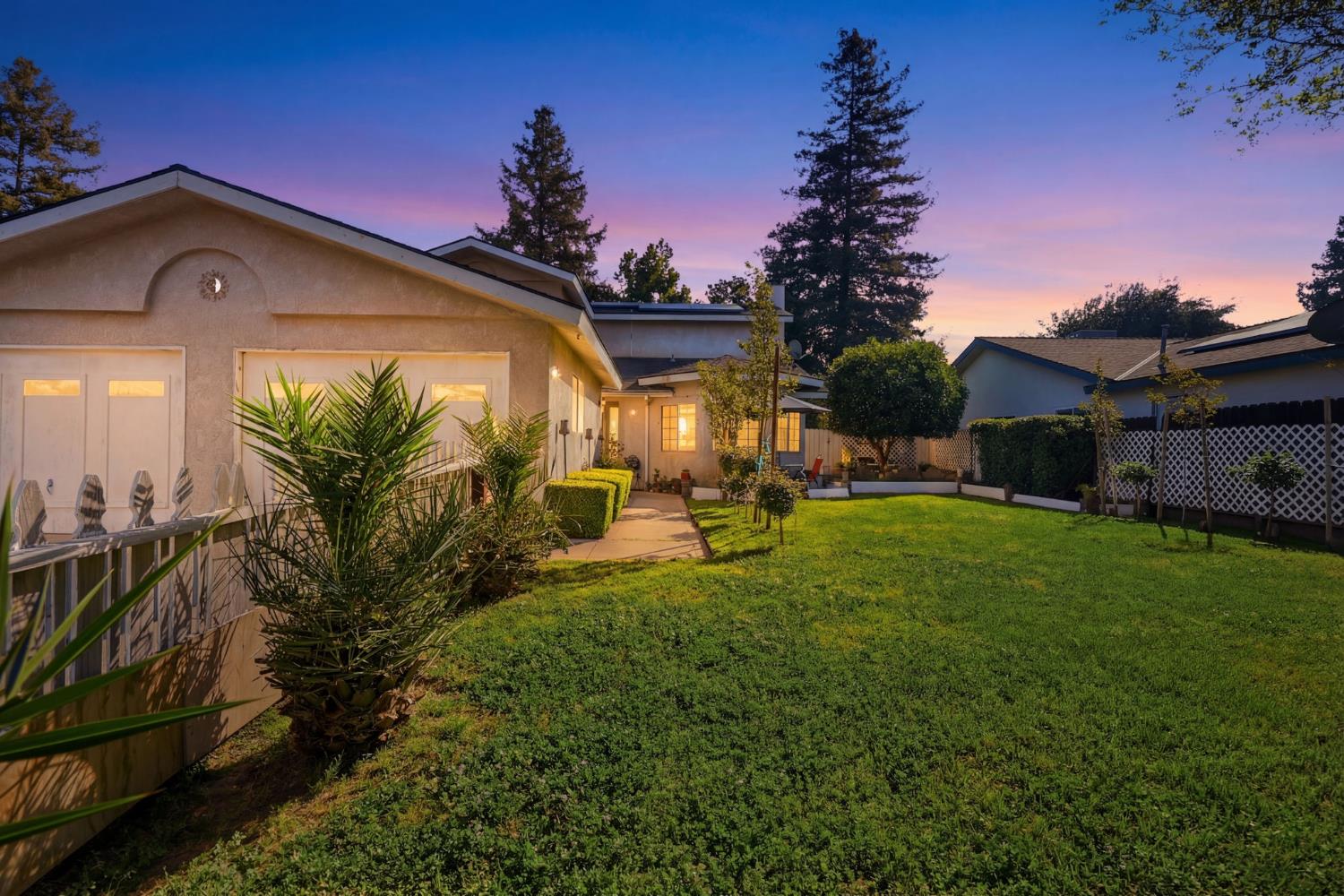 6316 N Barcus Ave, Fresno, CA 93722