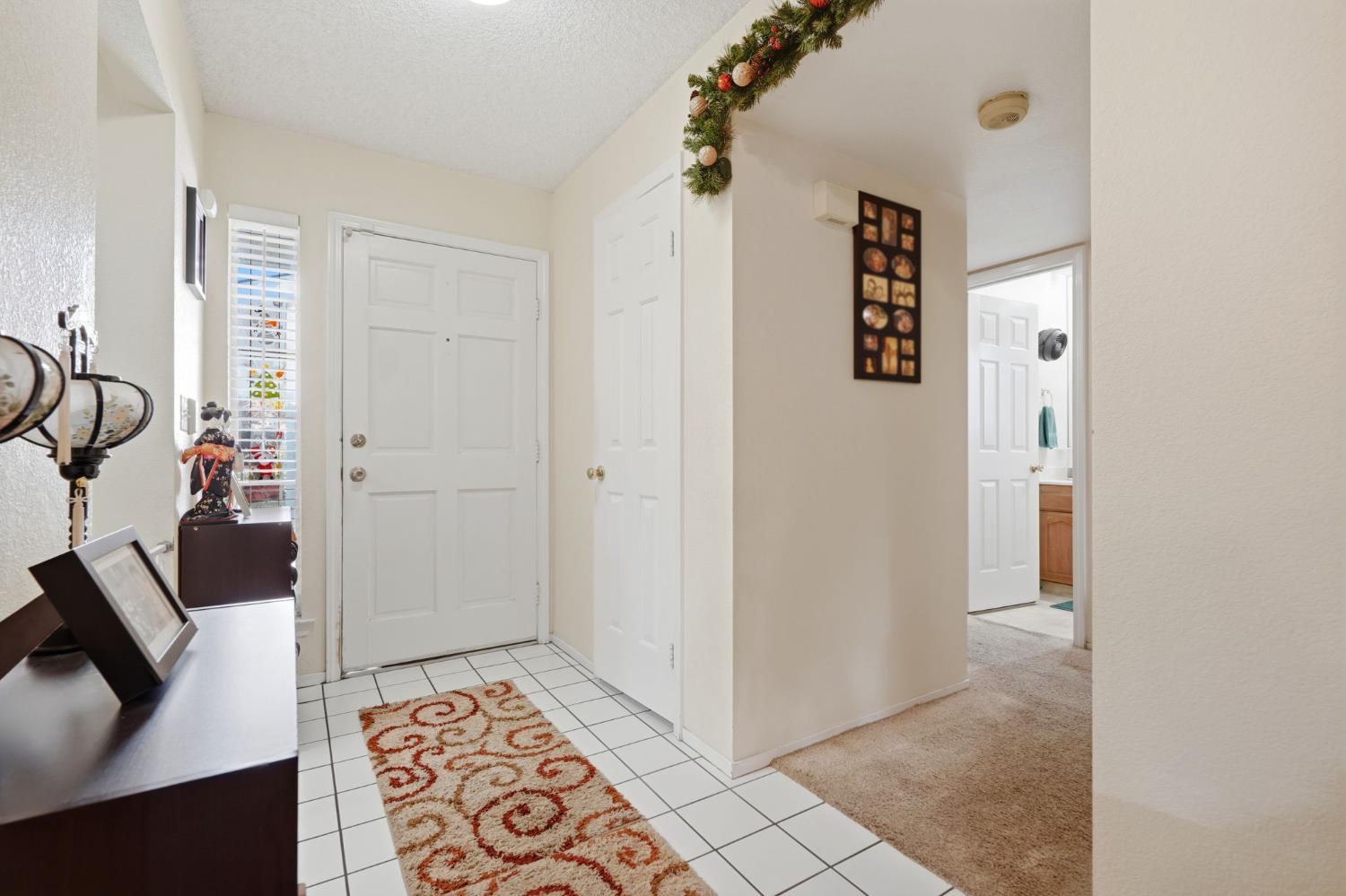 6316 N Barcus Ave, Fresno, CA 93722