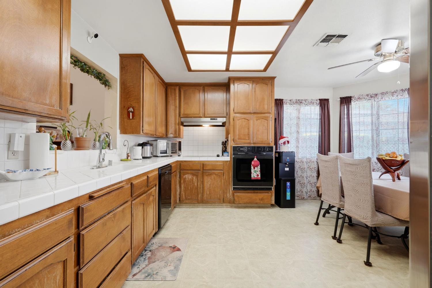 6316 N Barcus Ave, Fresno, CA 93722