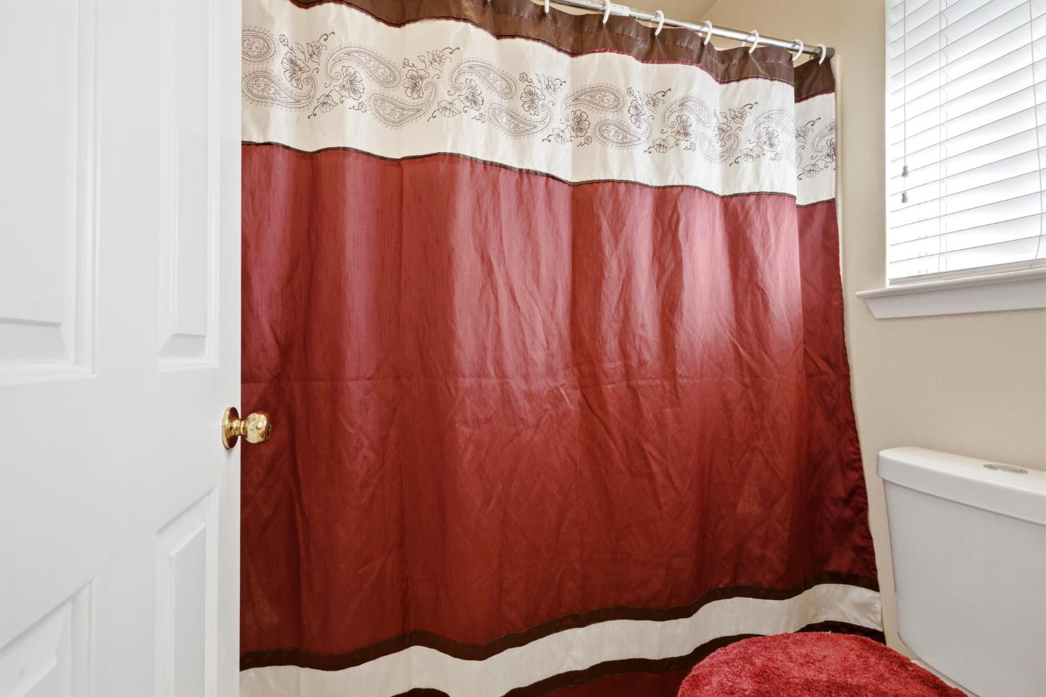 6316 N Barcus Ave, Fresno, CA 93722