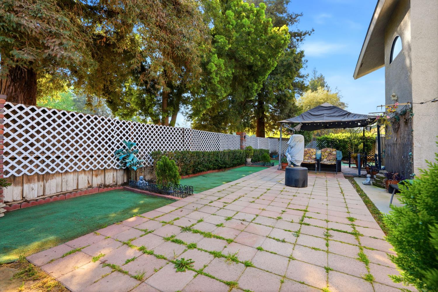 6316 N Barcus Ave, Fresno, CA 93722