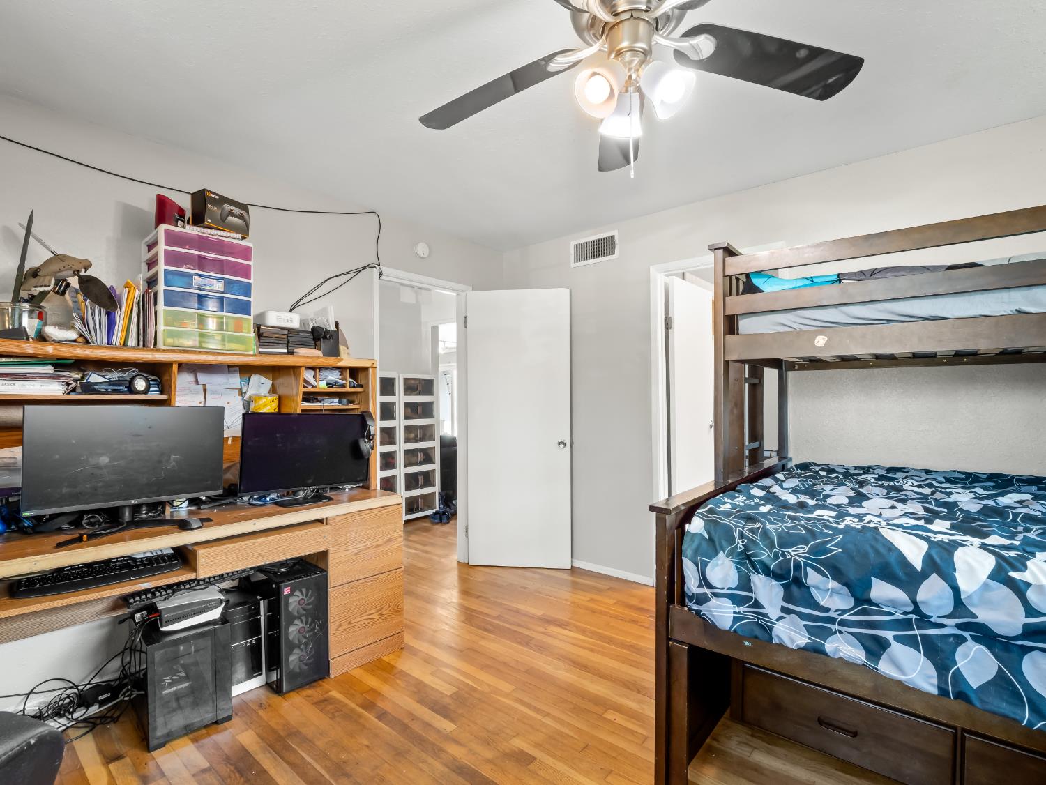 519 W Rialto Ave, Fresno, CA 93705