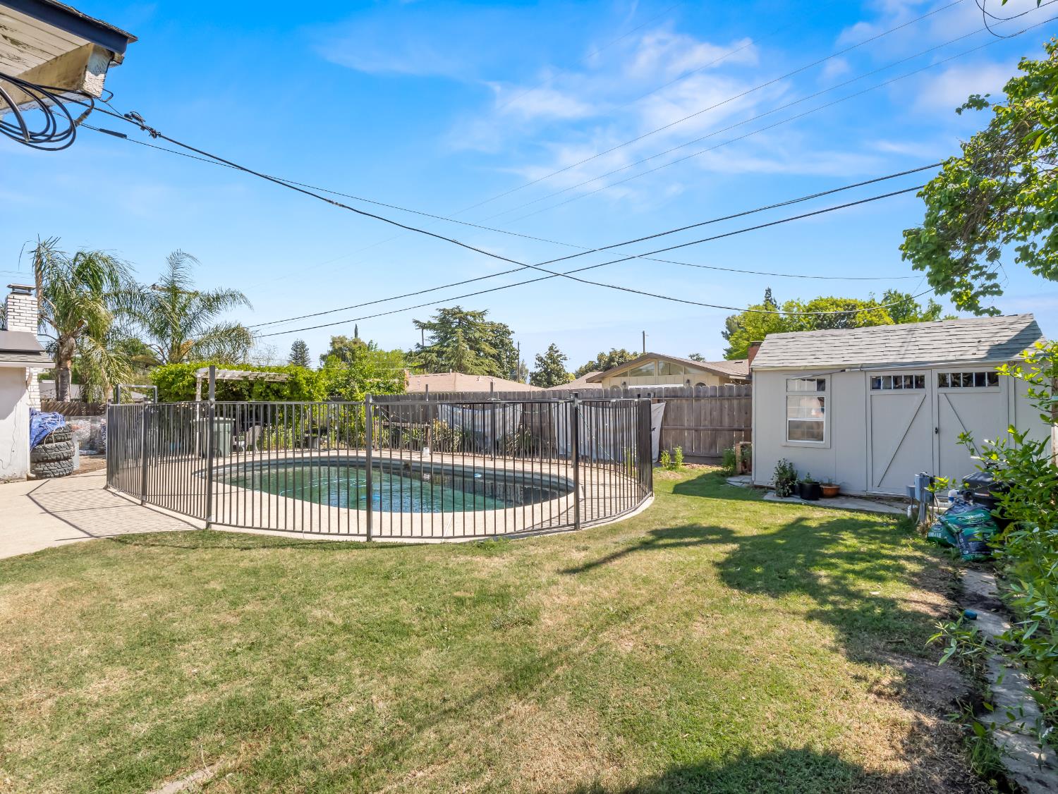 519 W Rialto Ave, Fresno, CA 93705