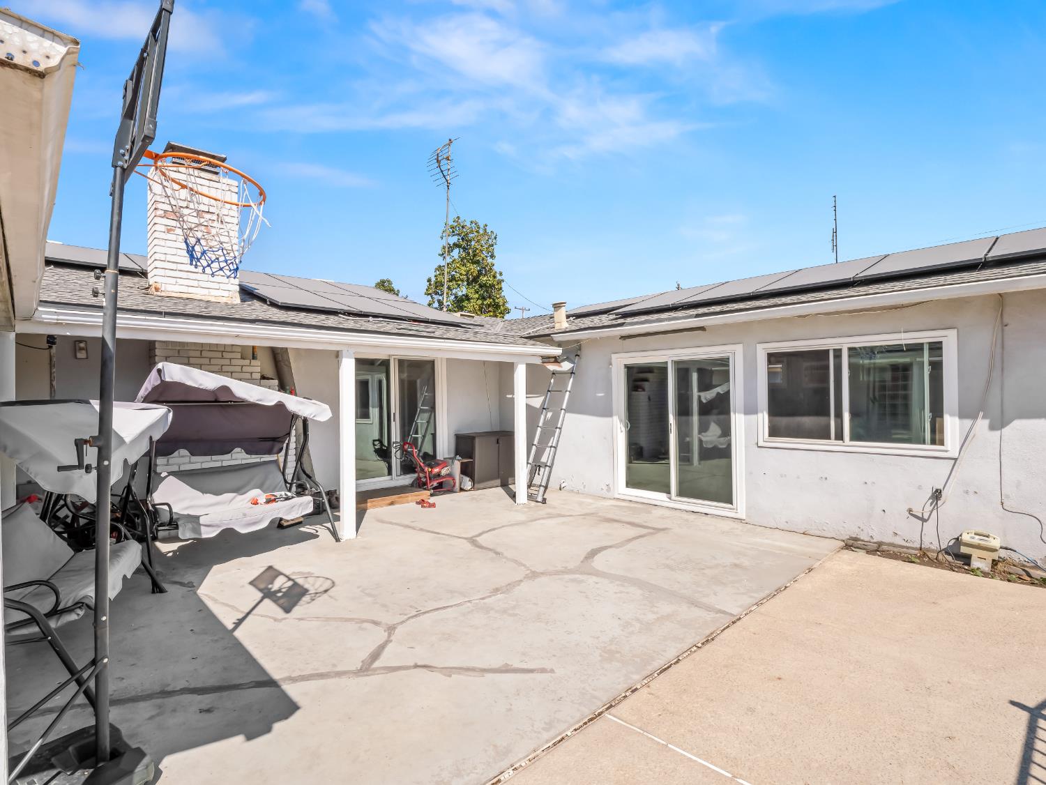 519 W Rialto Ave, Fresno, CA 93705