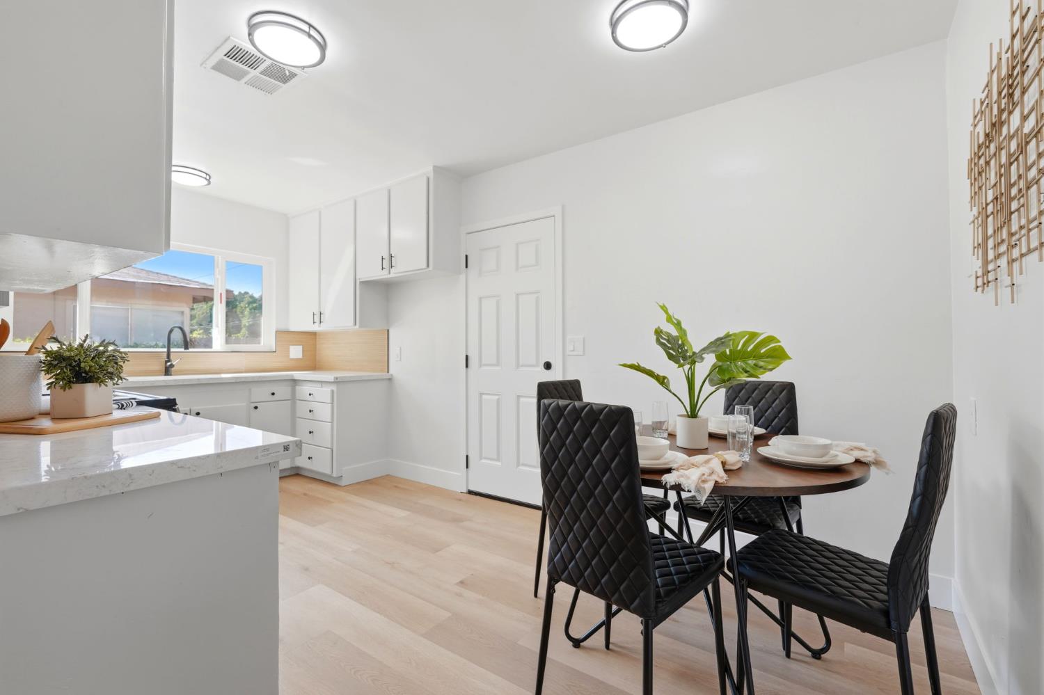 3743 N Fresno St, Fresno, CA 93726