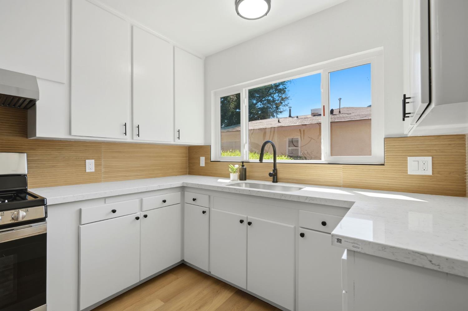 3743 N Fresno St, Fresno, CA 93726