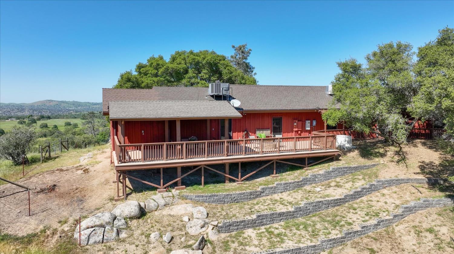33393 Barn Owl Rd, Raymond, CA 93653