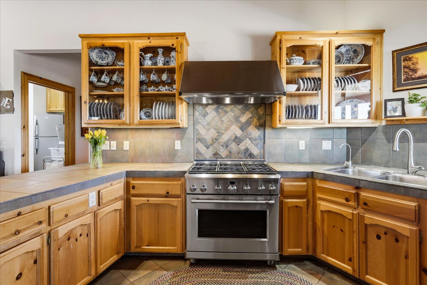 33393 Barn Owl Rd, Raymond, CA 93653