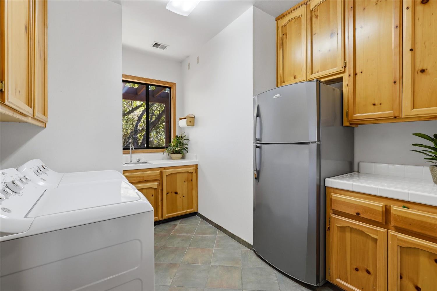 33393 Barn Owl Rd, Raymond, CA 93653