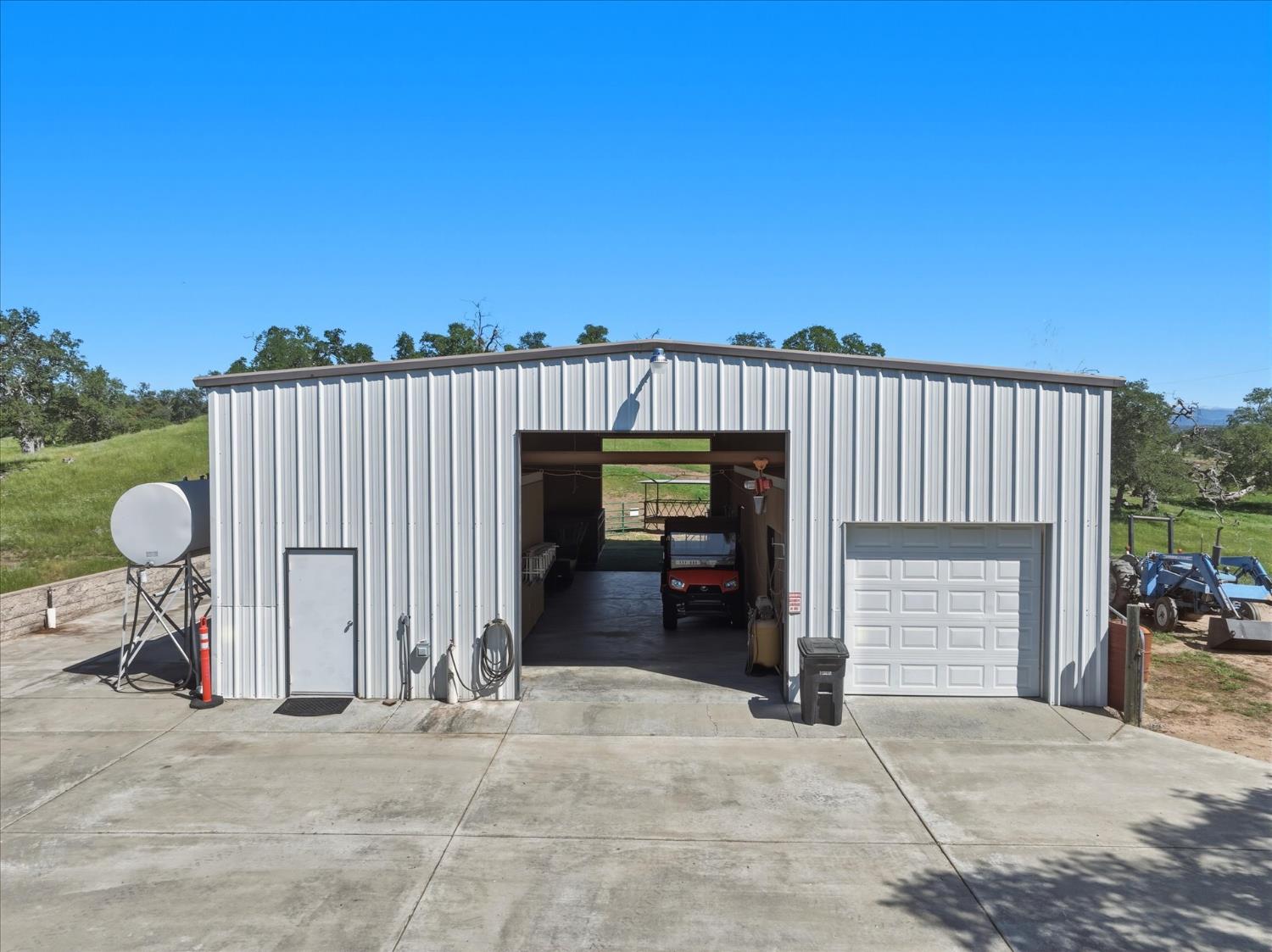 33393 Barn Owl Rd, Raymond, CA 93653