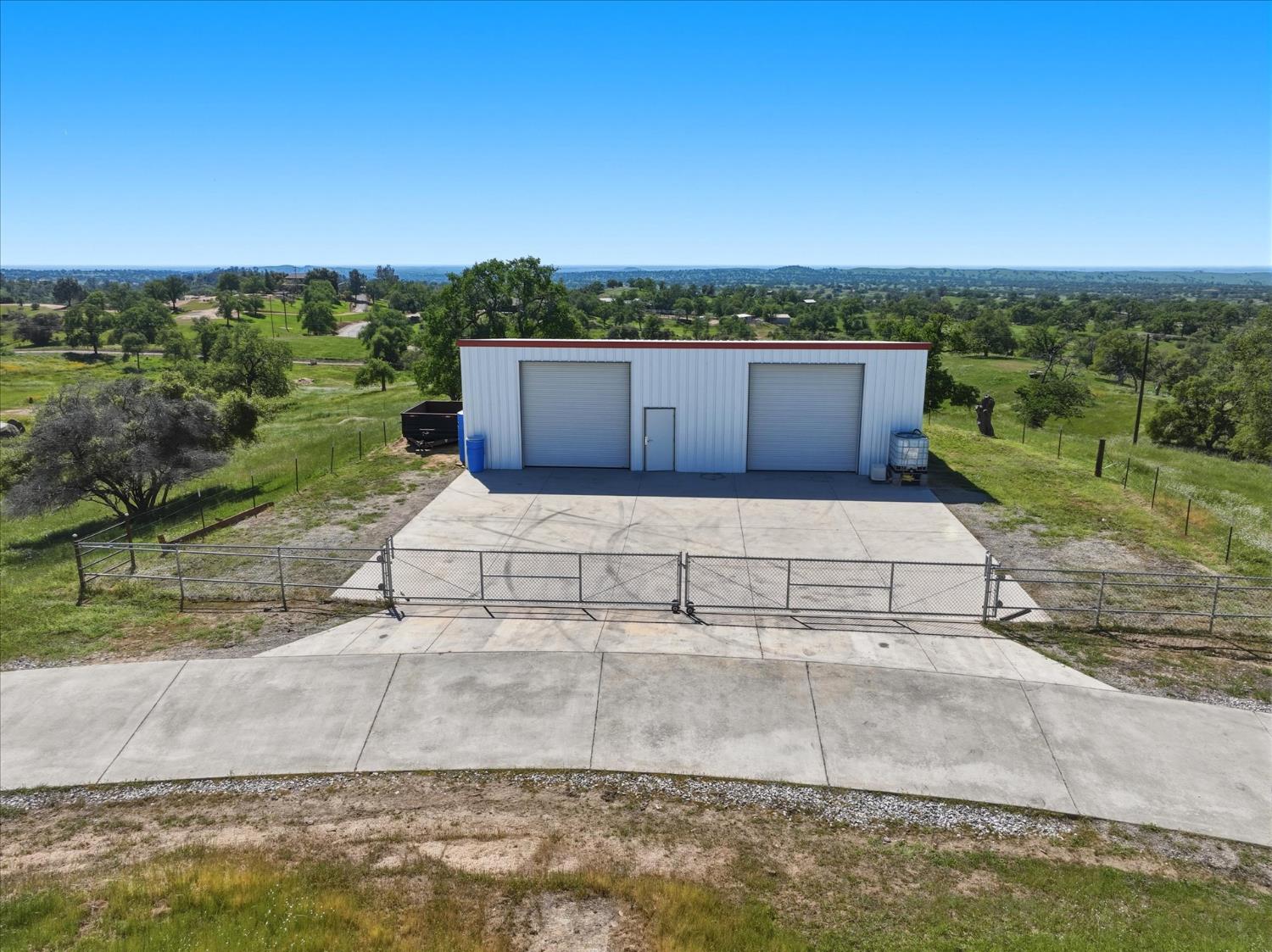 33393 Barn Owl Rd, Raymond, CA 93653