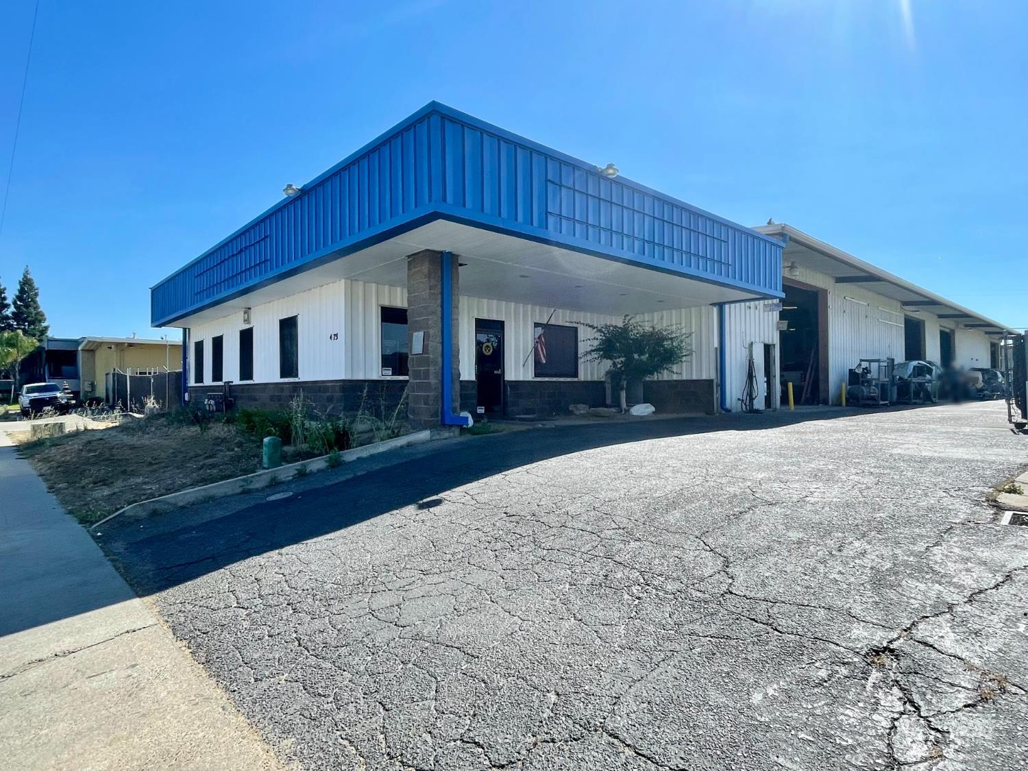 4751 N El Capitan Ave, Fresno, CA 93722