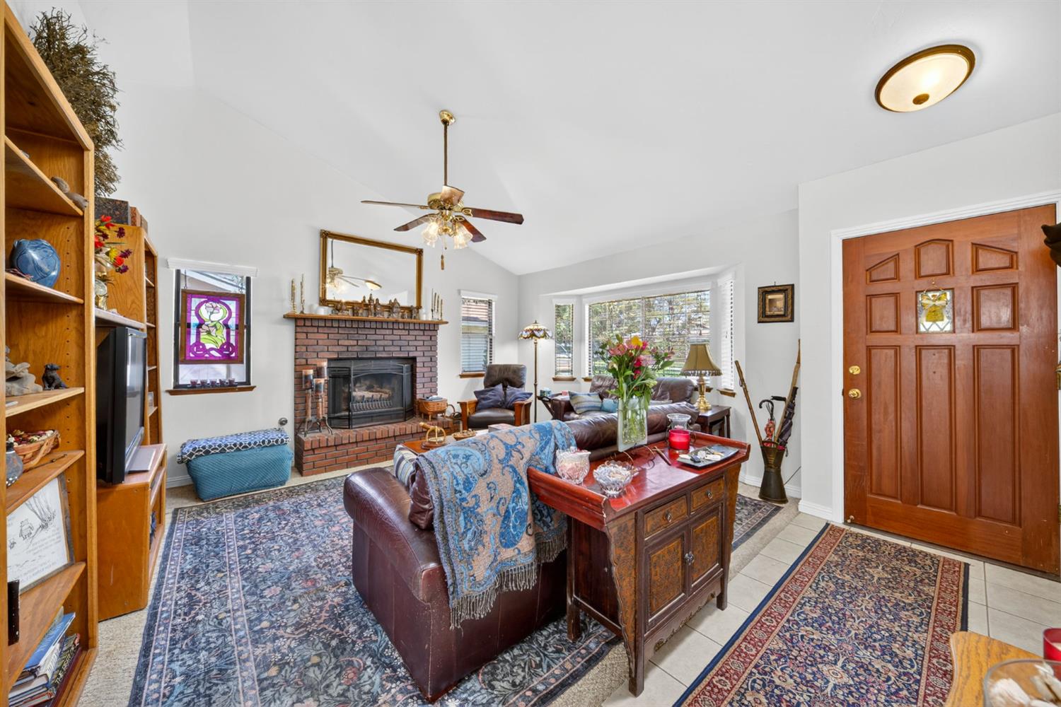 2216 Ellery Ave, Clovis, CA 93611