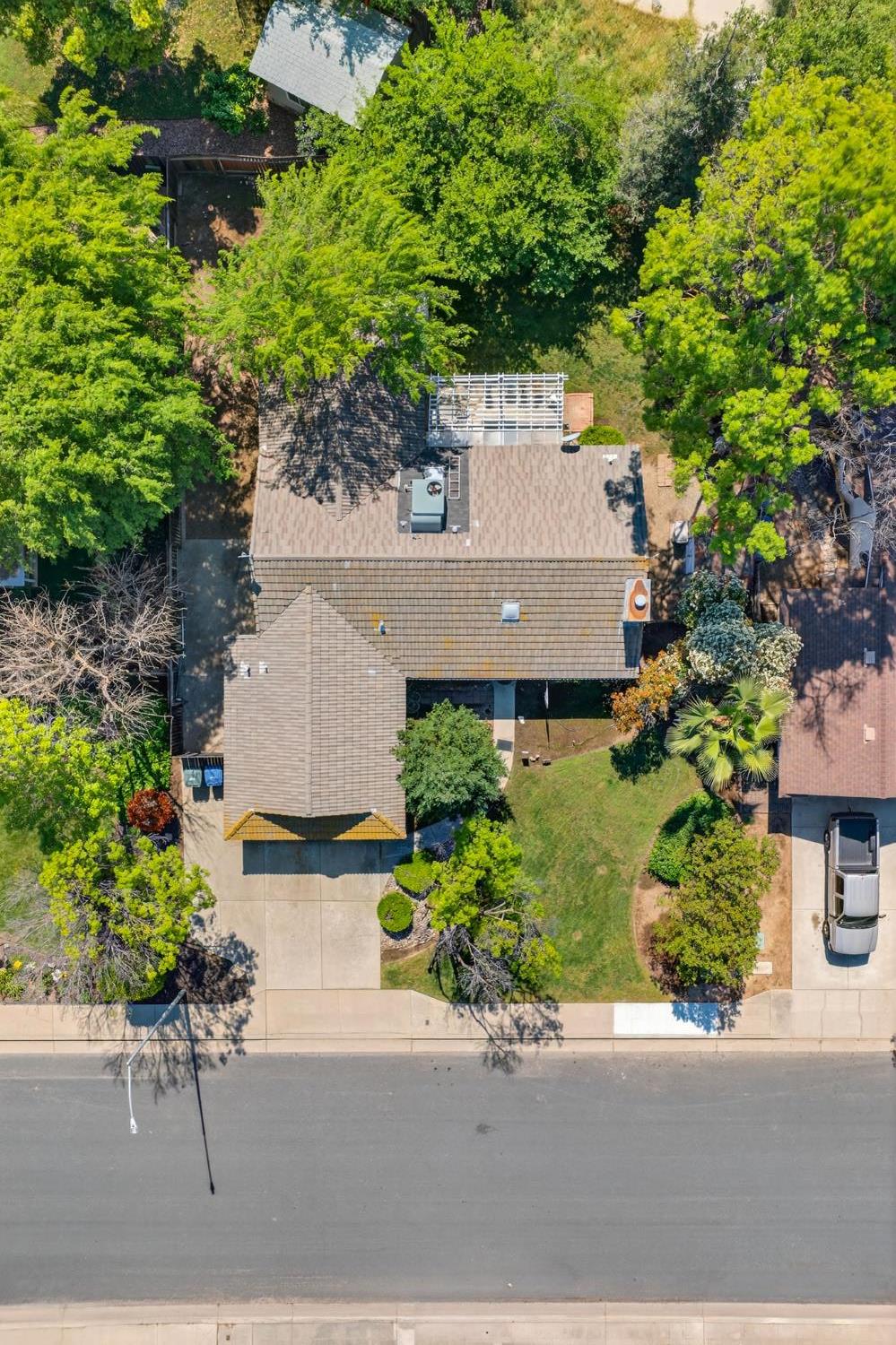 2216 Ellery Ave, Clovis, CA 93611