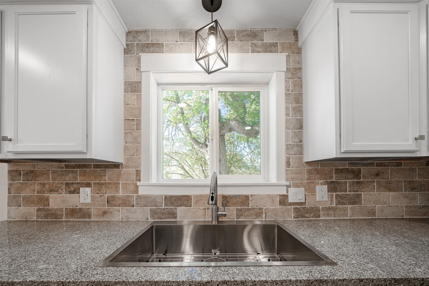 42917 Yosemite Springs Dr, Coarsegold, CA 93614