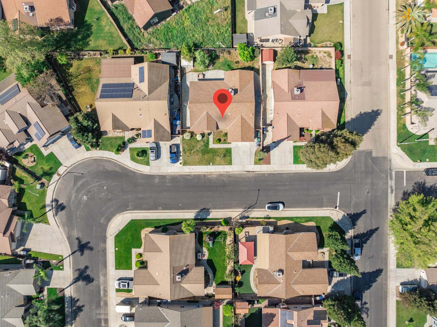 242 Makenna Dr, Madera, CA 93637