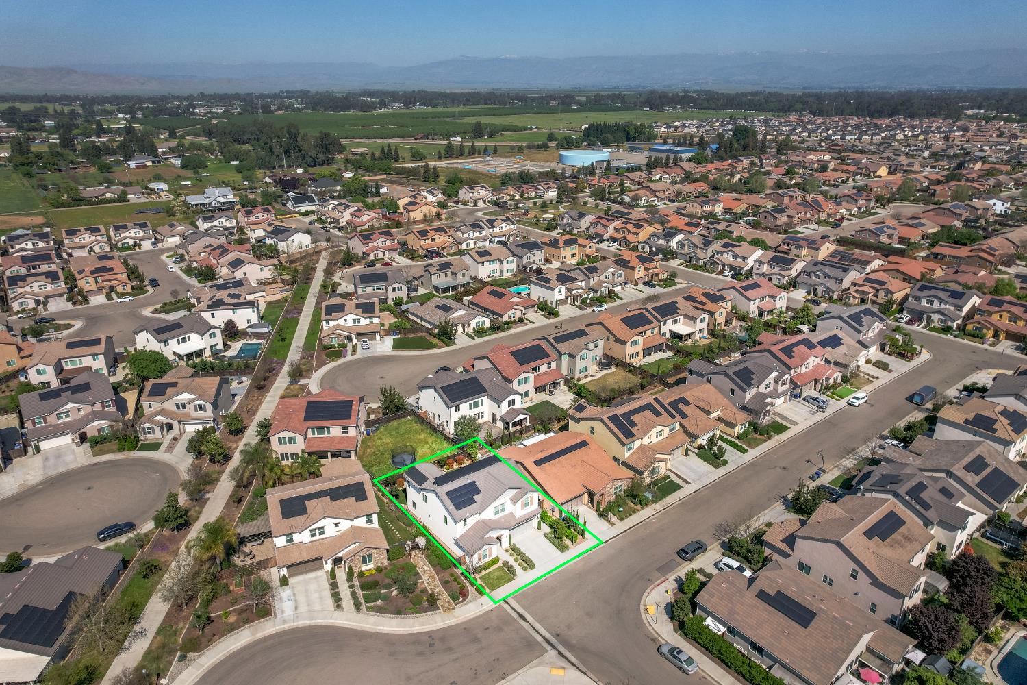 3497 Lincoln Ave, Clovis, CA 93619