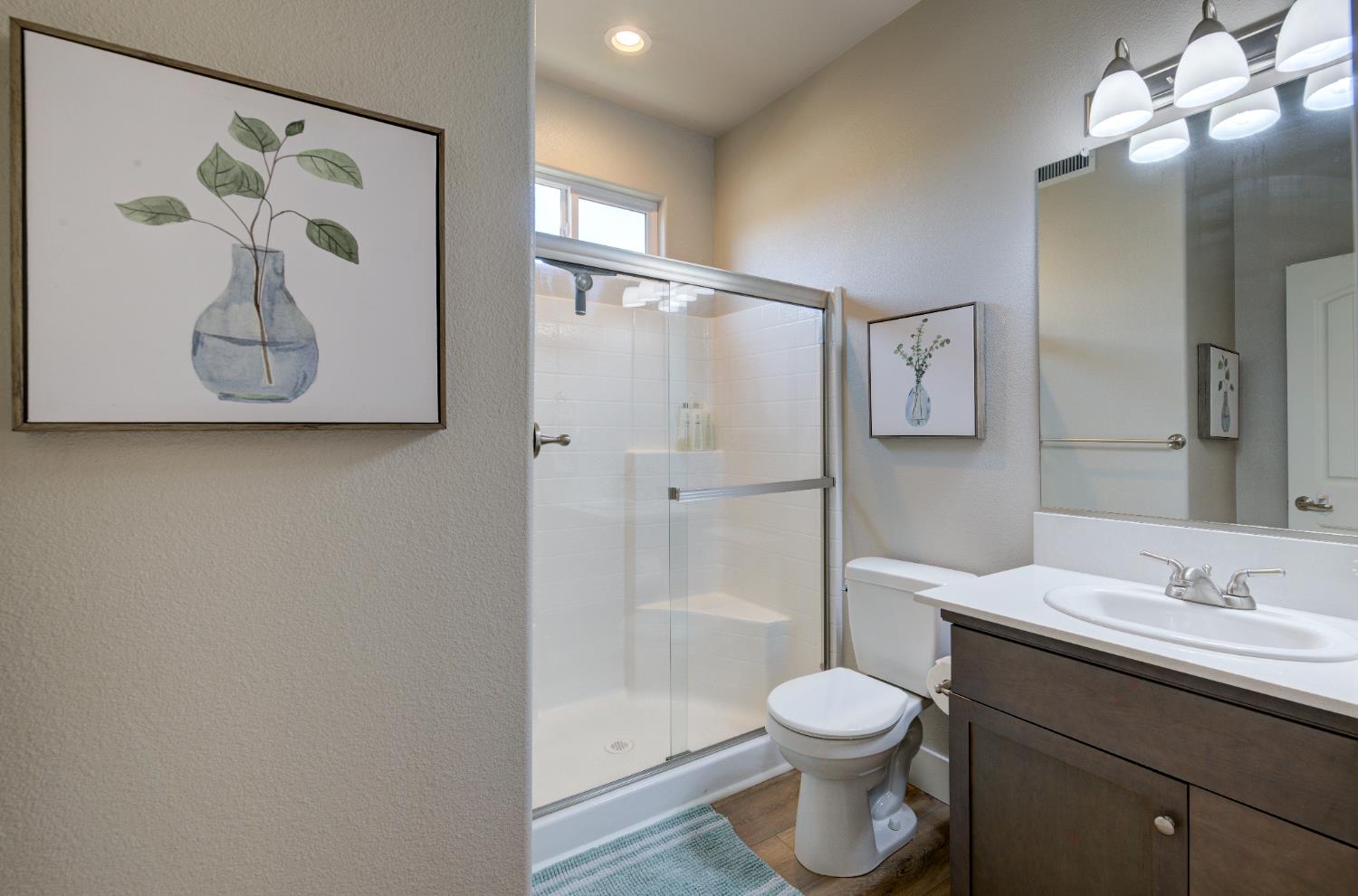 3497 Lincoln Ave, Clovis, CA 93619