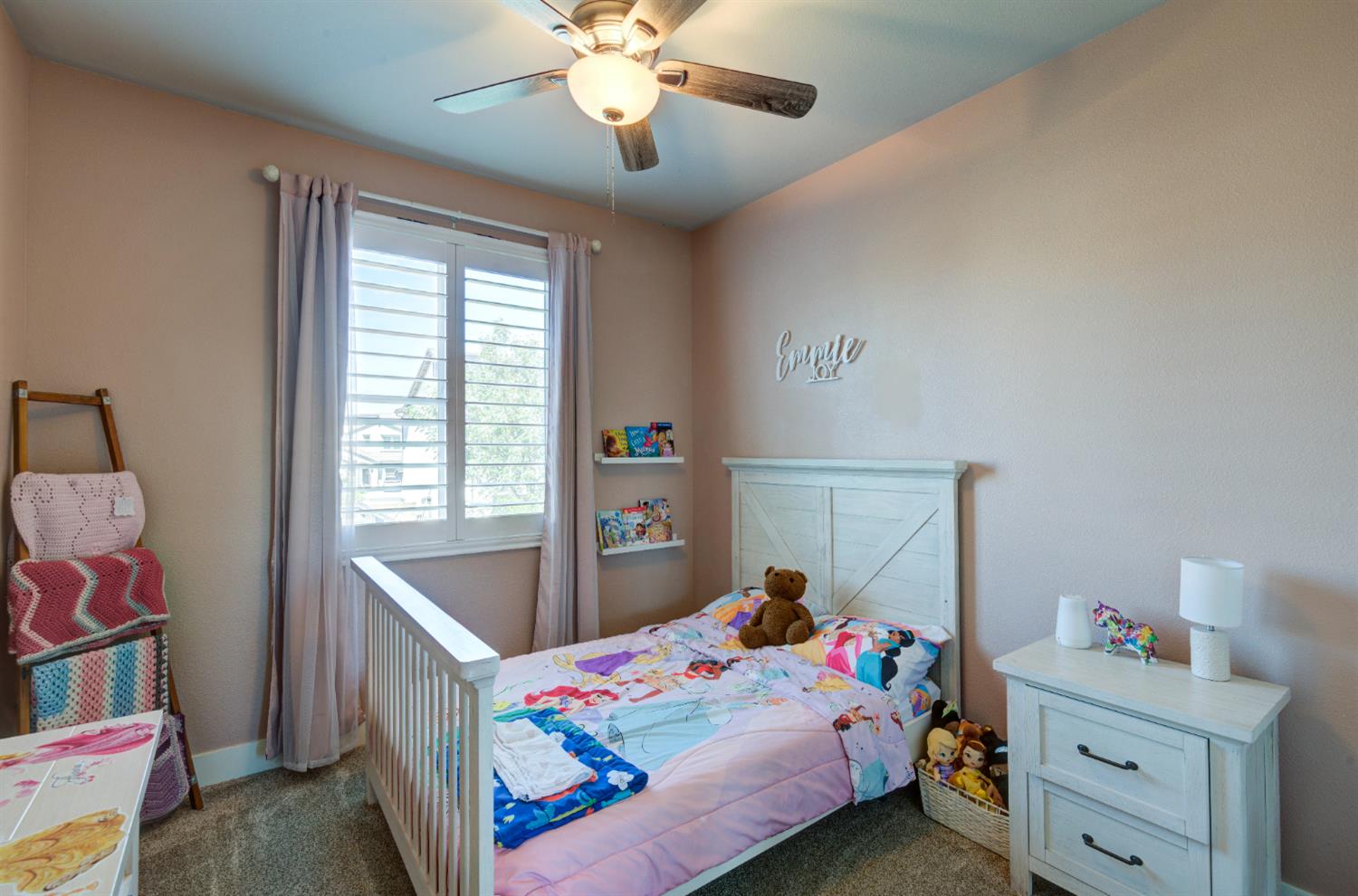 3497 Lincoln Ave, Clovis, CA 93619