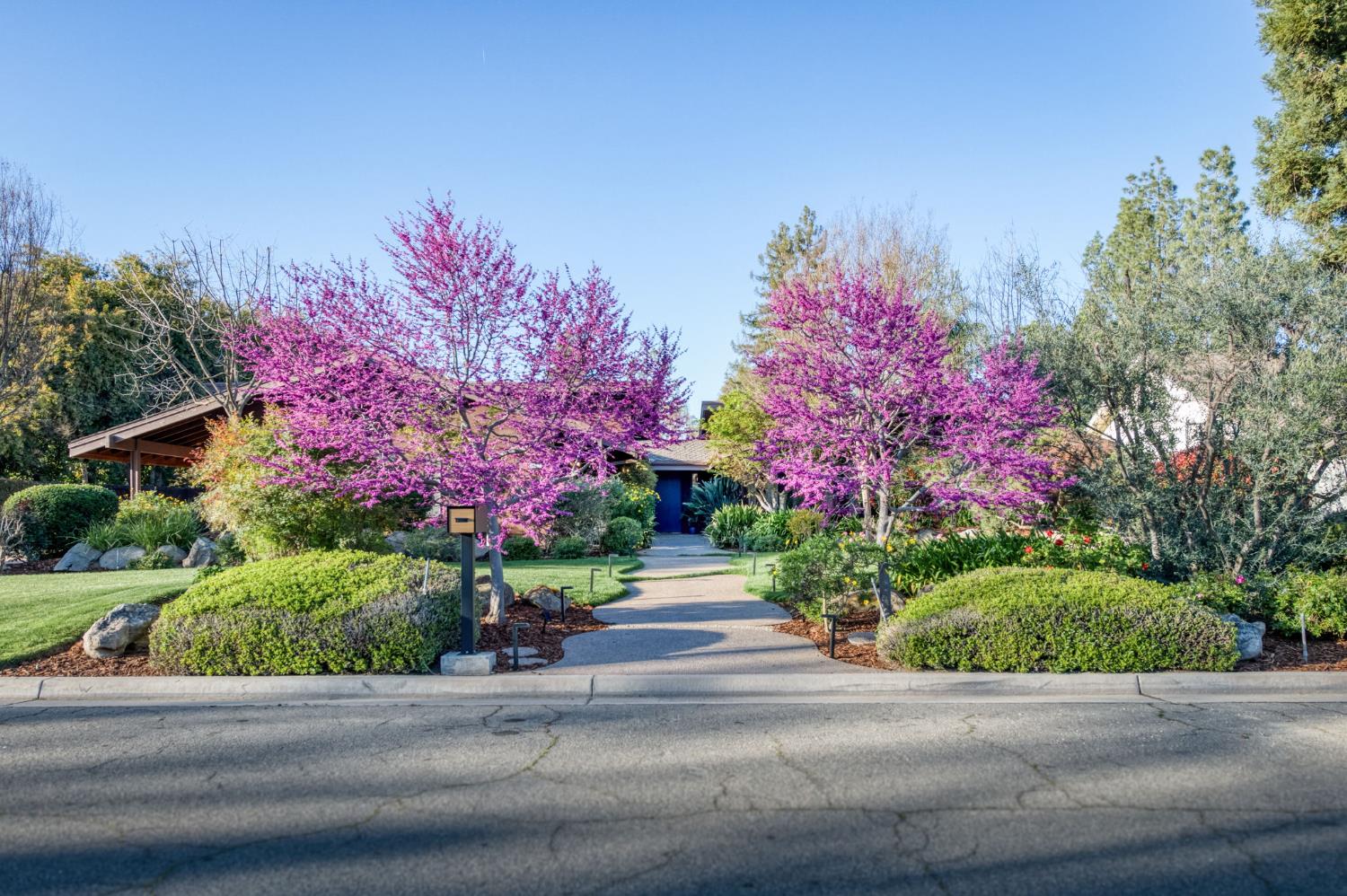 3646 W Spruce Ave, Fresno, CA 93711