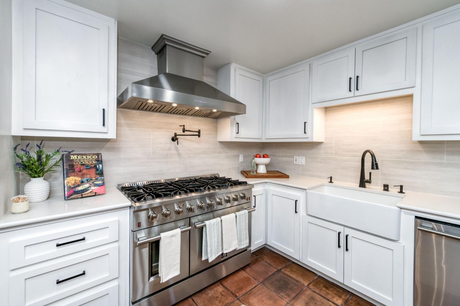 3646 W Spruce Ave, Fresno, CA 93711