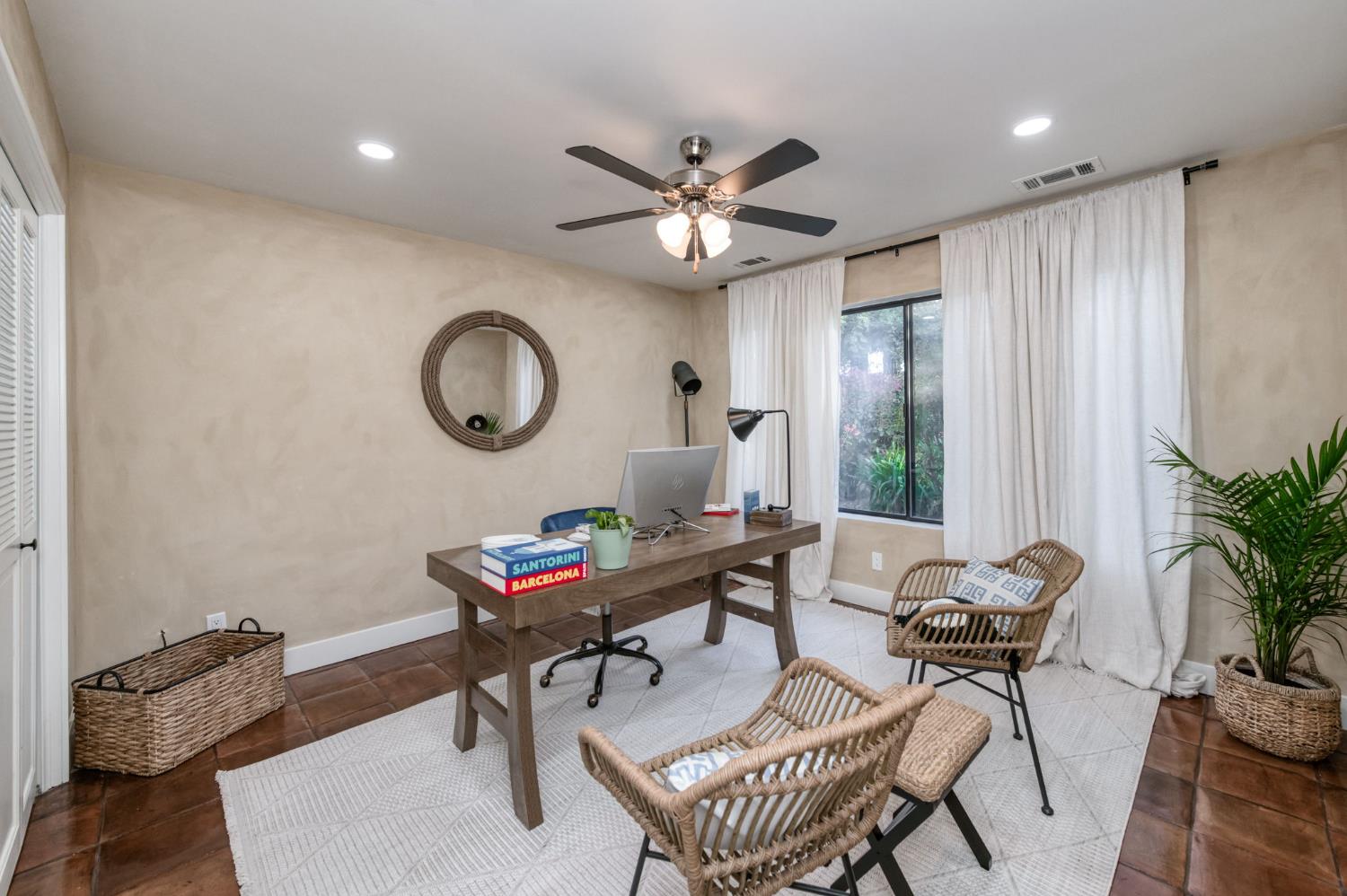 3646 W Spruce Ave, Fresno, CA 93711