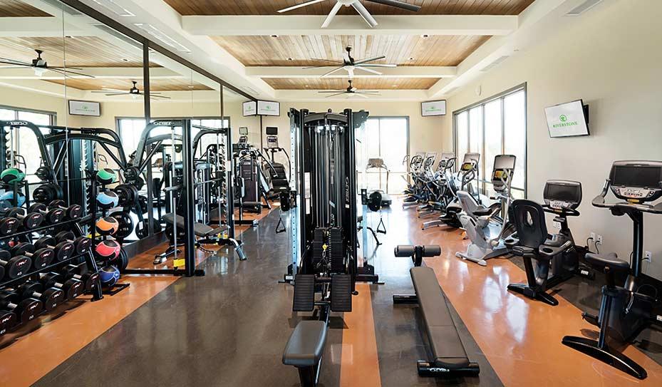 979 Spring St W, Madera, CA 93636