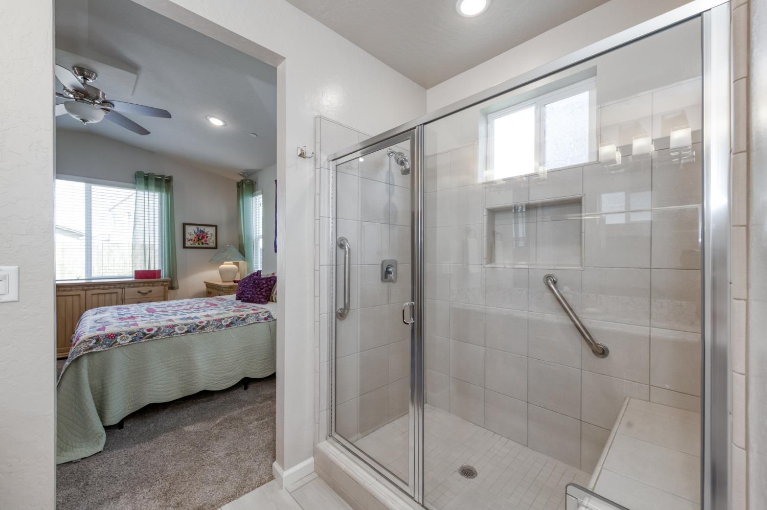 979 Spring St W, Madera, CA 93636