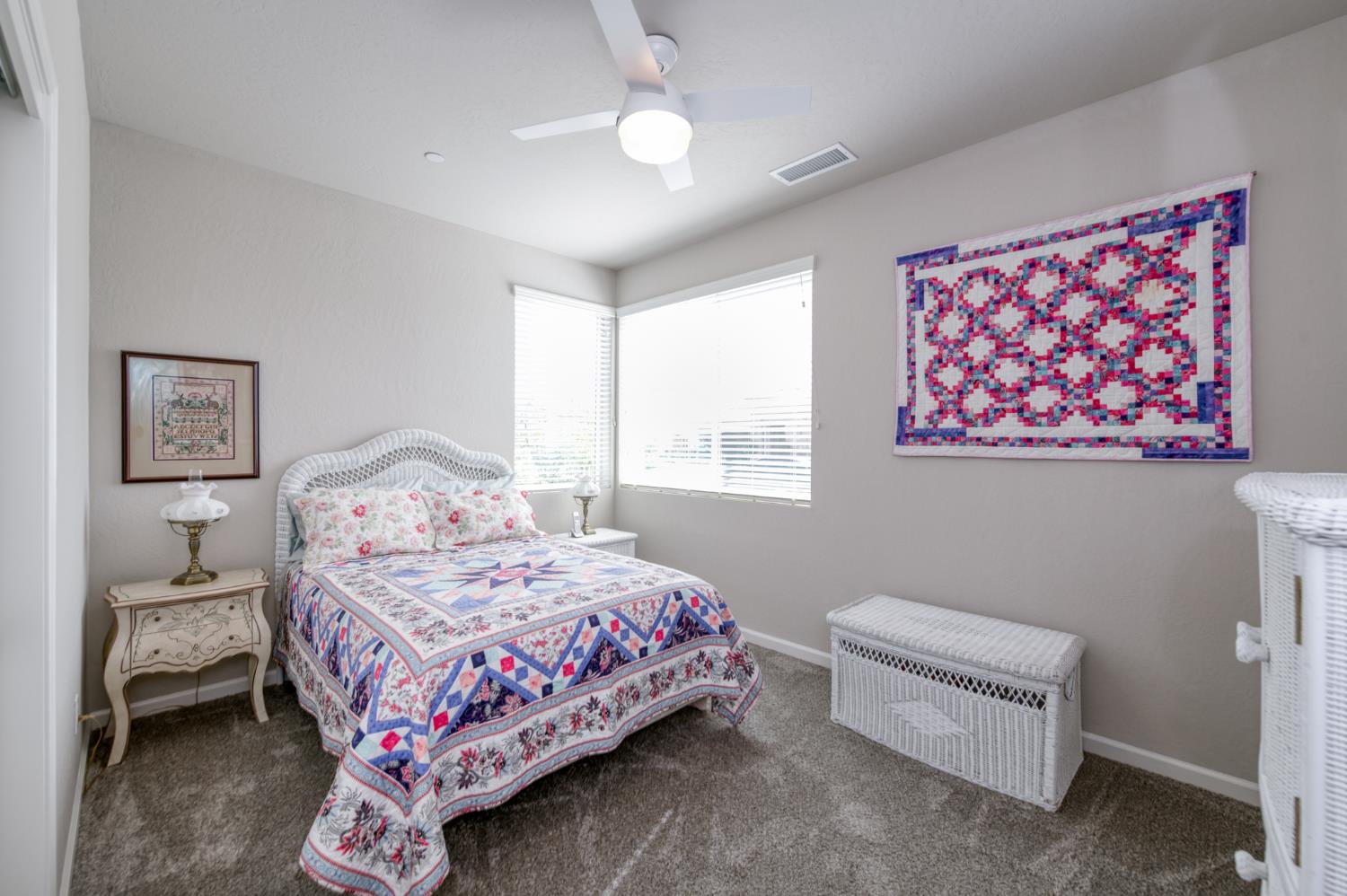 979 Spring St W, Madera, CA 93636