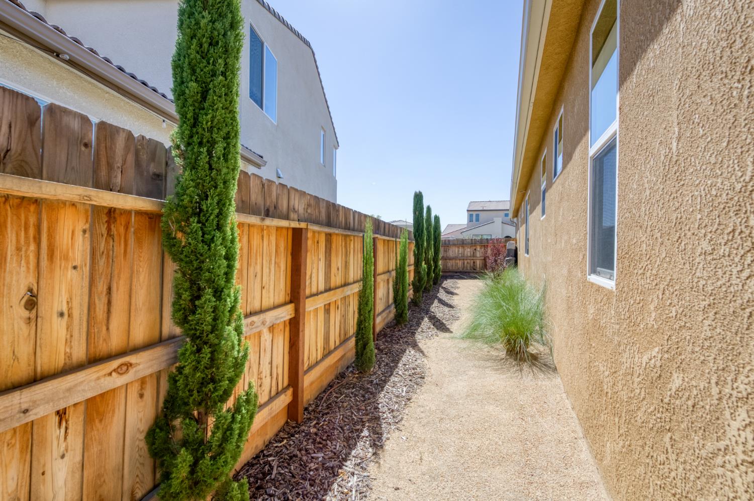 979 Spring St W, Madera, CA 93636