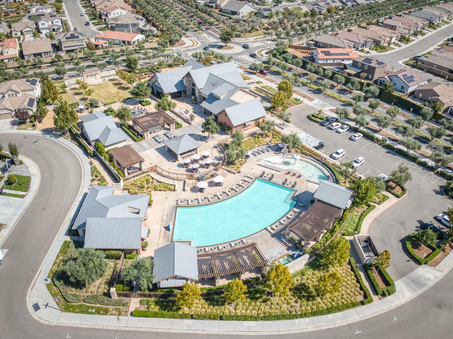 979 Spring St W, Madera, CA 93636