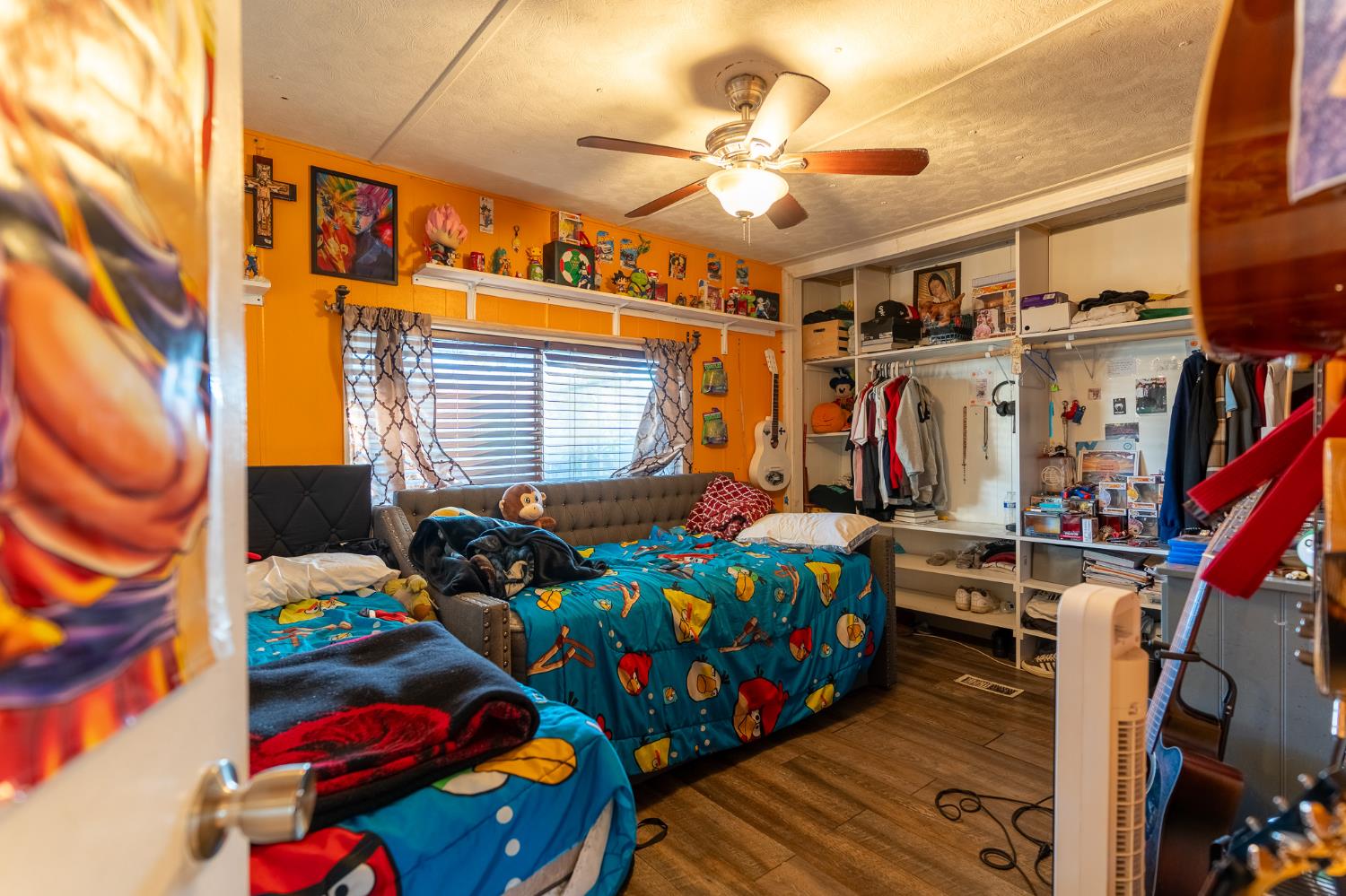 2533 W McKinley Ave #4, Fresno, CA 93728