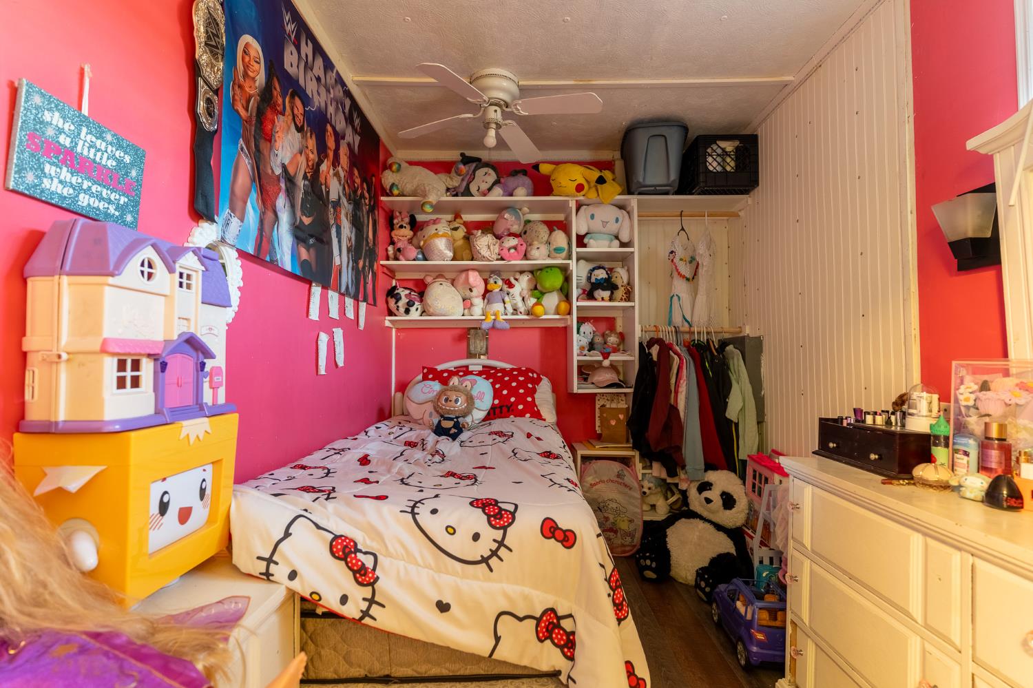 2533 W McKinley Ave #4, Fresno, CA 93728